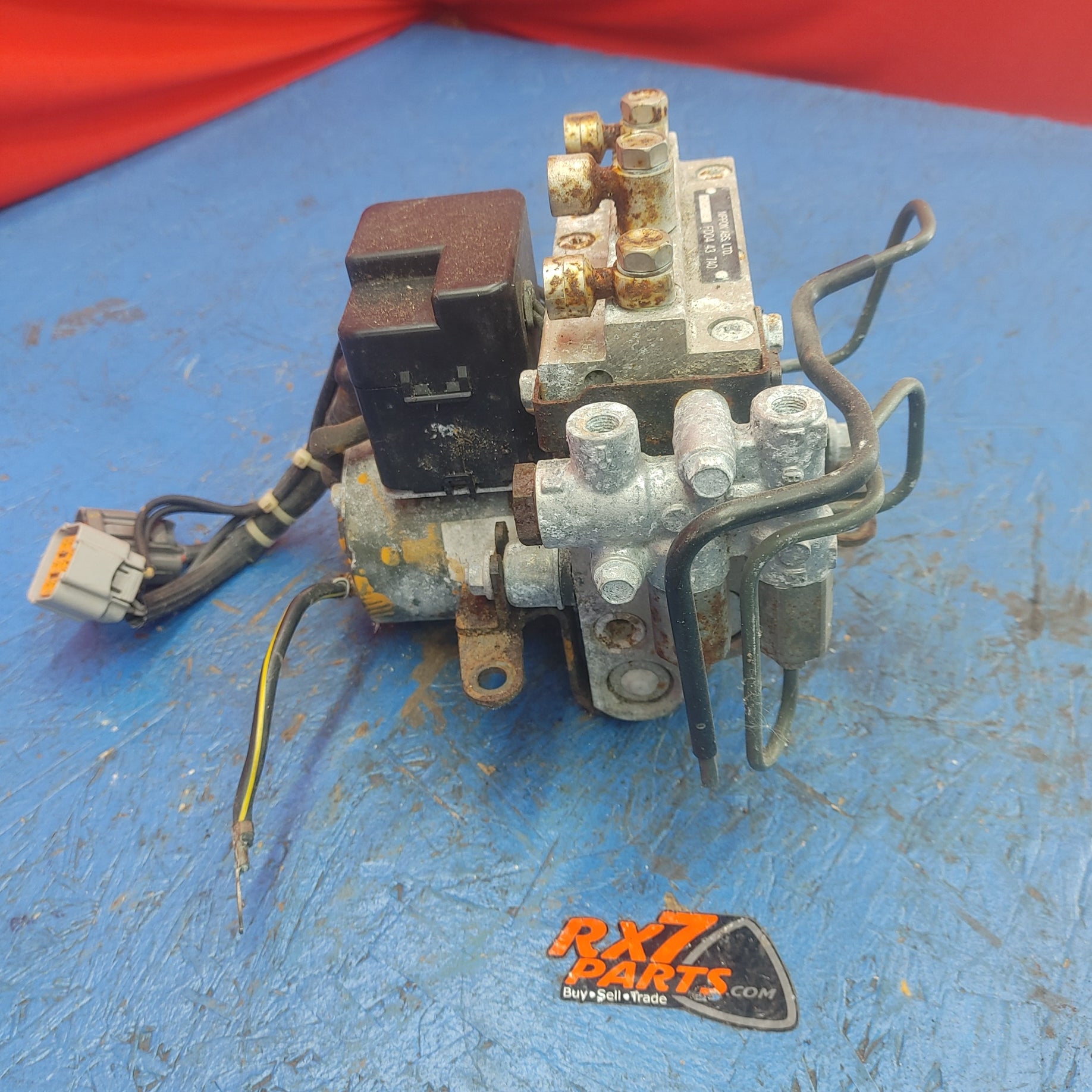 LHD, RHD Abs Pump W Proportioning Valve Nippon S8B45/4 RX7 FD FD3S 93 - 02 Mazda FD04437A0 - RX7Parts