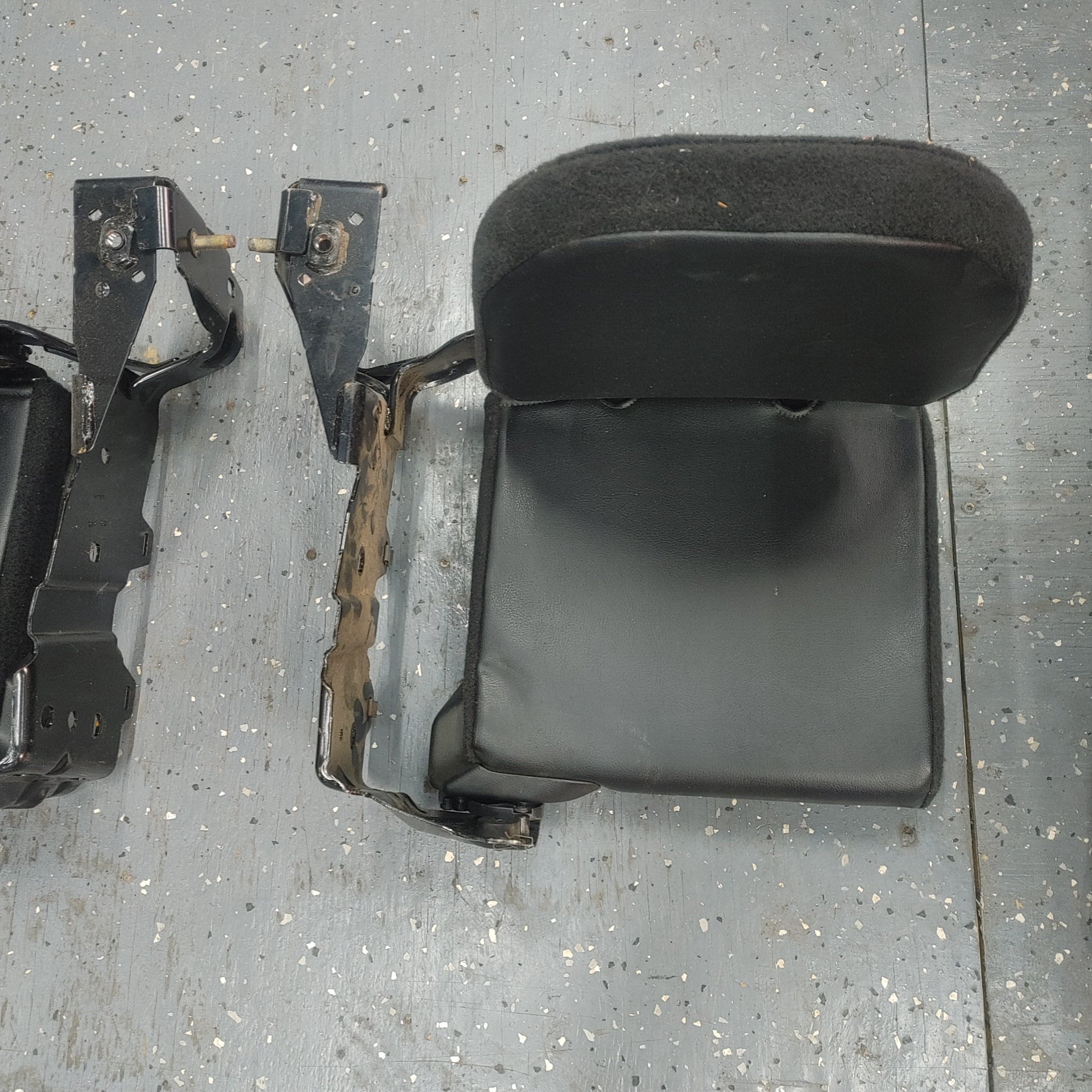 LHD, RHD 2002 Ford Ranger Xlt Rear Jumper Seats Pair S4B0/353 - RX7Parts