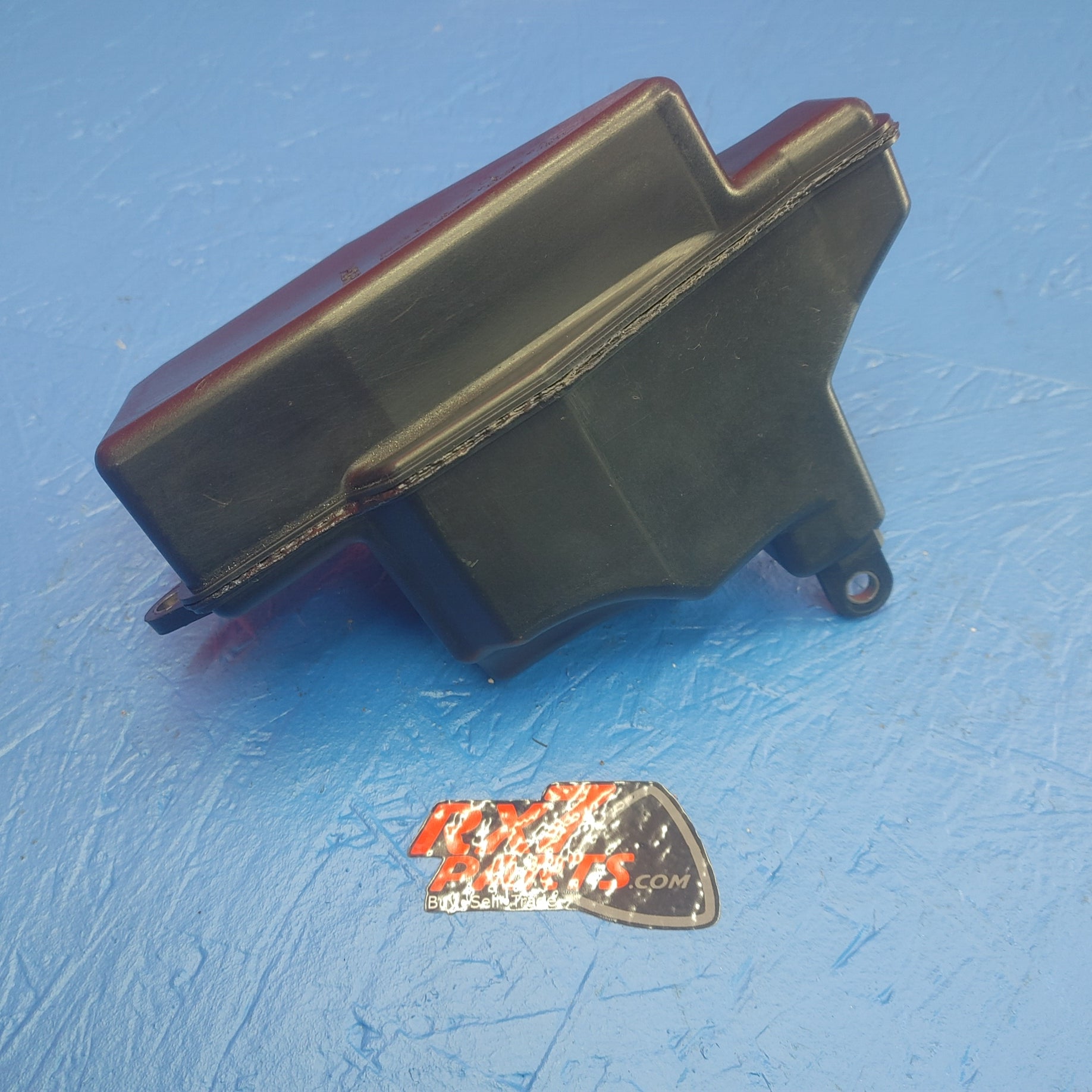 LHD, RHD Vacuum Chamber SH1B3/13 RX7 FD FD3S 93 - 02 Mazda N3C120339 - RX7Parts