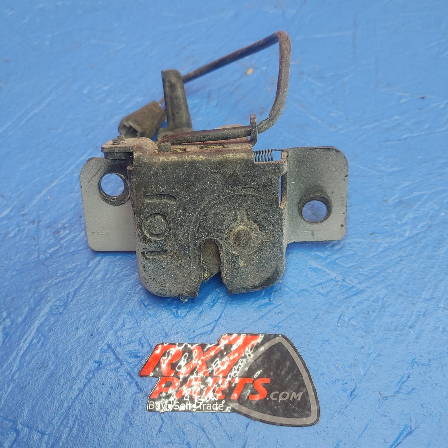 LHD, RHD Rear Hatch Trunk Latch With Harness SH1B14/20 RX7 FD FD3S 93 - 02 Mazda