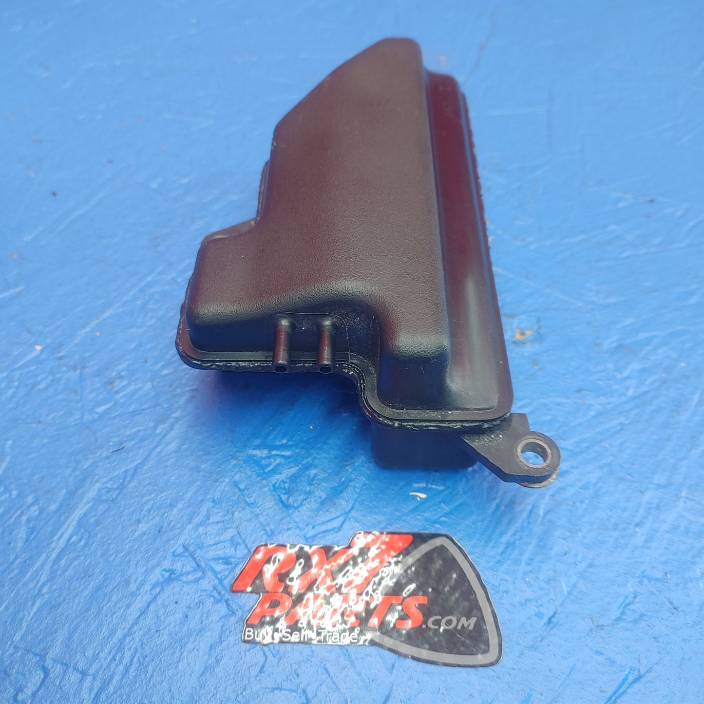 LHD, RHD Vacuum Chamber Tank SH1B15/4 RX7 FD FD3S 93 - 02 Mazda N3C220339