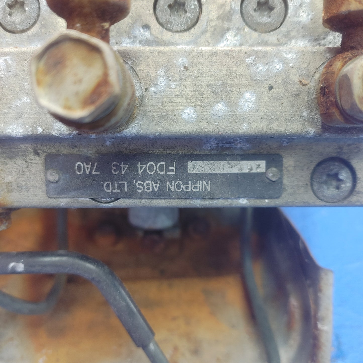 LHD, RHD Nippon Oem Abs Pump W Proportioning Valve And Mounting Bracket SH1B16 RX7 FD FD3S 93 - 02 Mazda FD04437A0