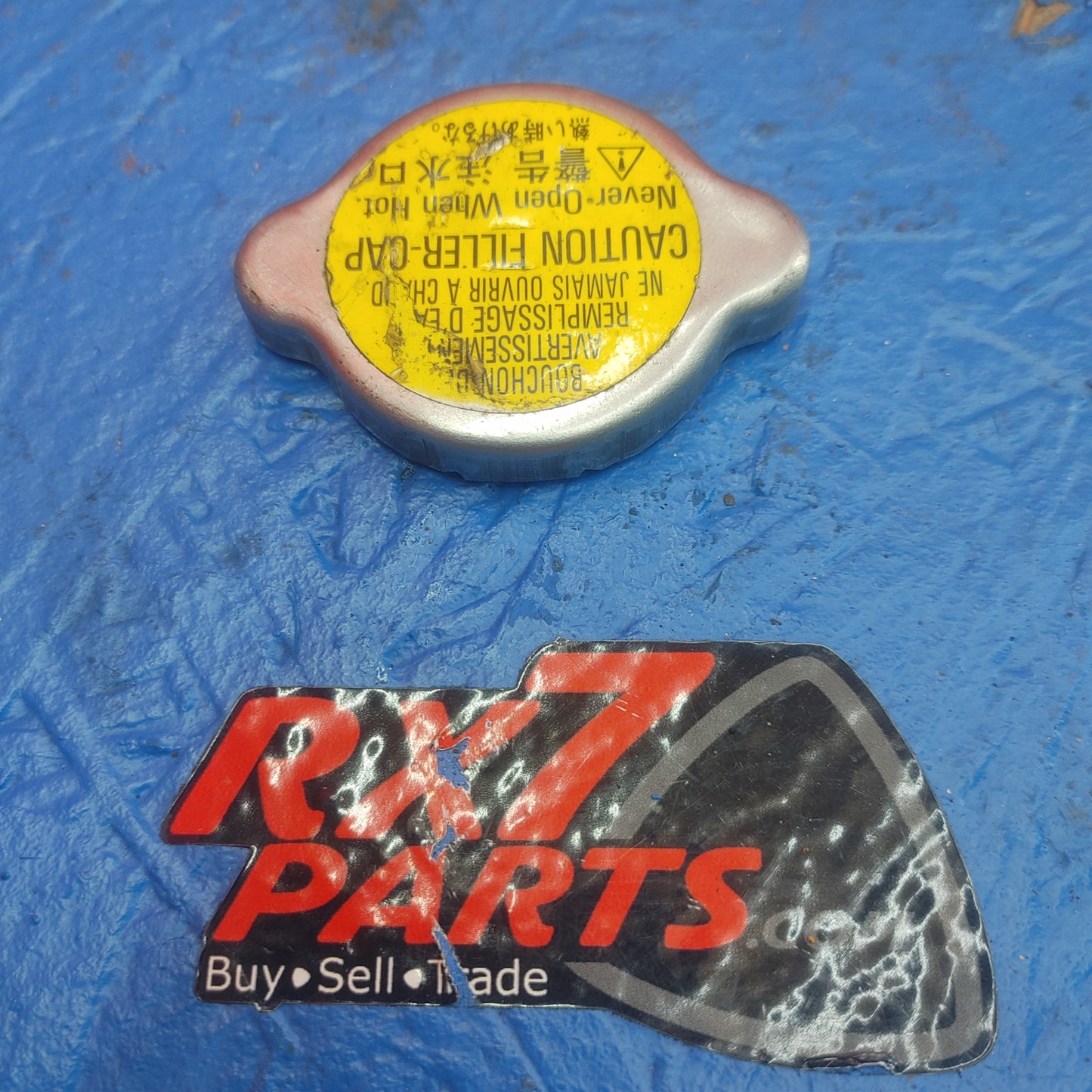 LHD, RHD Radiator Cap For Thermostat Housing Filler Neck  RX7 FC FC3S 86 - 91 Mazda SH1B28/11