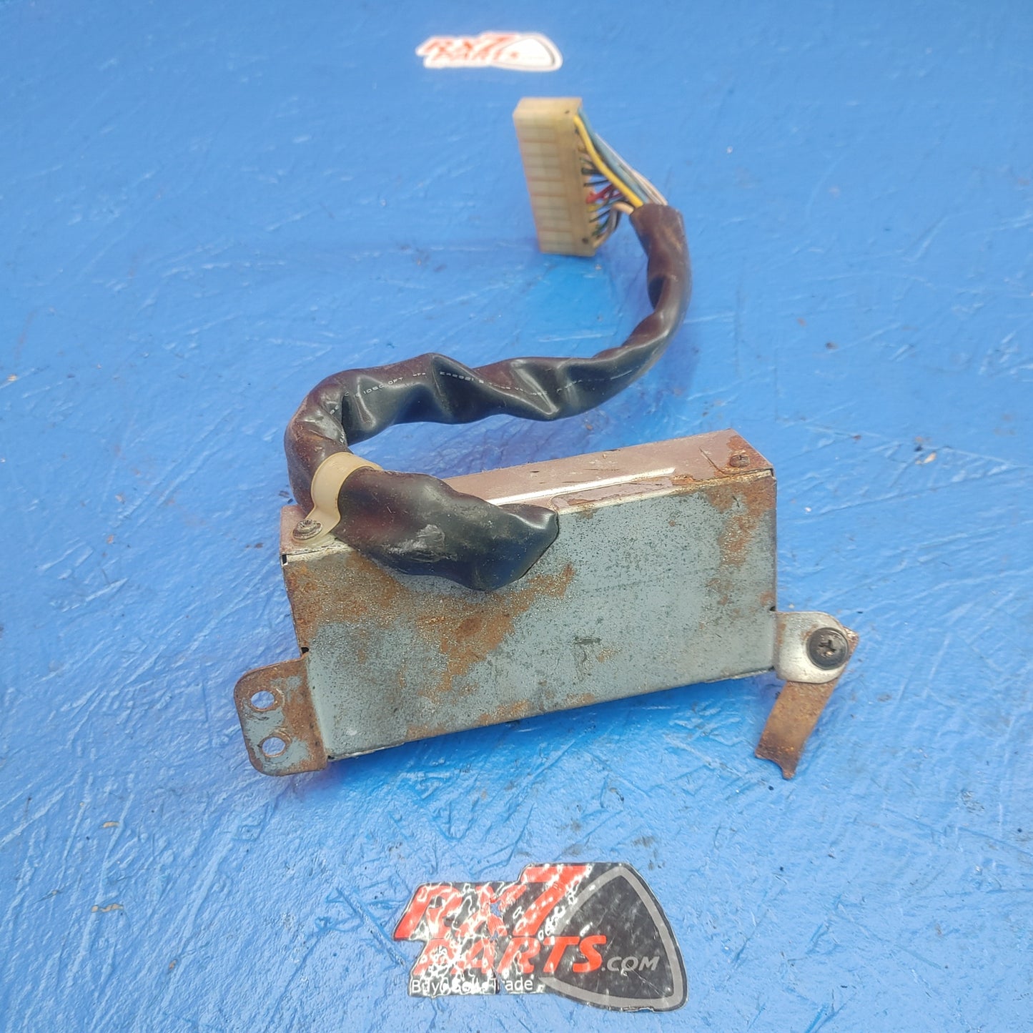 LHD, RHD Conbox Passive Seat Belt Control Module FC01 67 780A RX7 FC FC3S 86 - 91 Mazda SH2B9/4