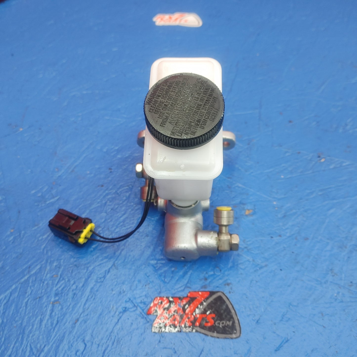 LHD Brake Master Cylinder FD04 43 40ZR 0A RX7 FD FD3S 93 - 95 Mazda SH2B9/6