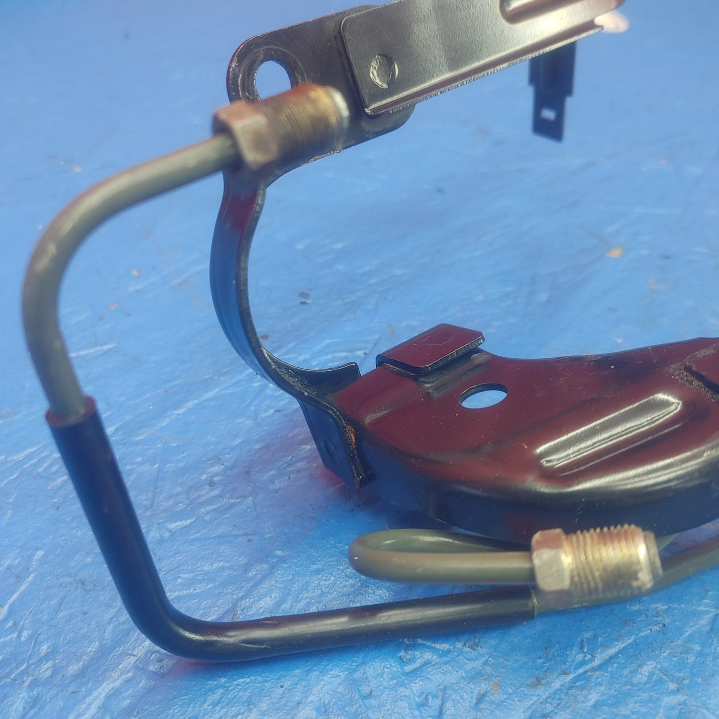 LHD Brake Master Cylinder Line Retaining Bracket With Brake Booster Master Cylinder Distribution Block    RX7 FD FD3S 93 - 95 Mazda SH2B9/9