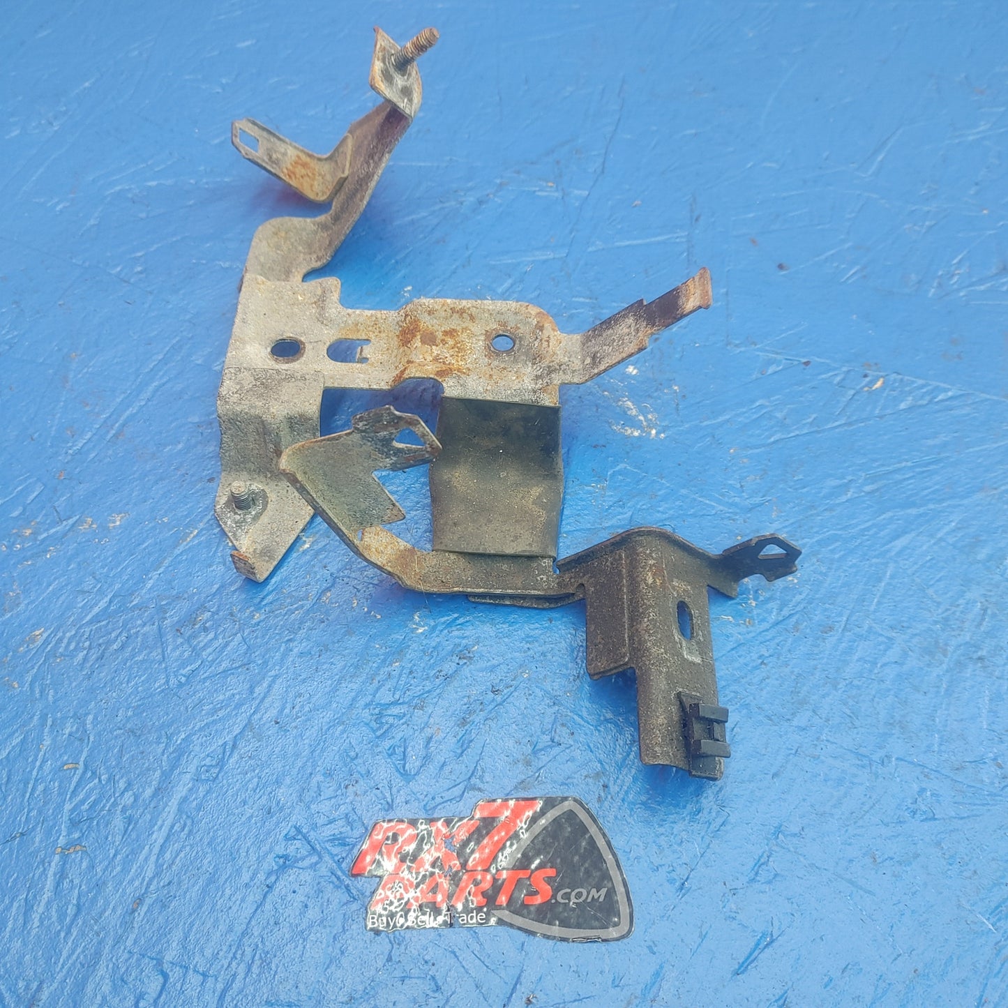 LHD, RHD Fuse Relay Box Mounting Bracket  RX7 FD FD3S 93 - 02 Mazda SH2B15/7