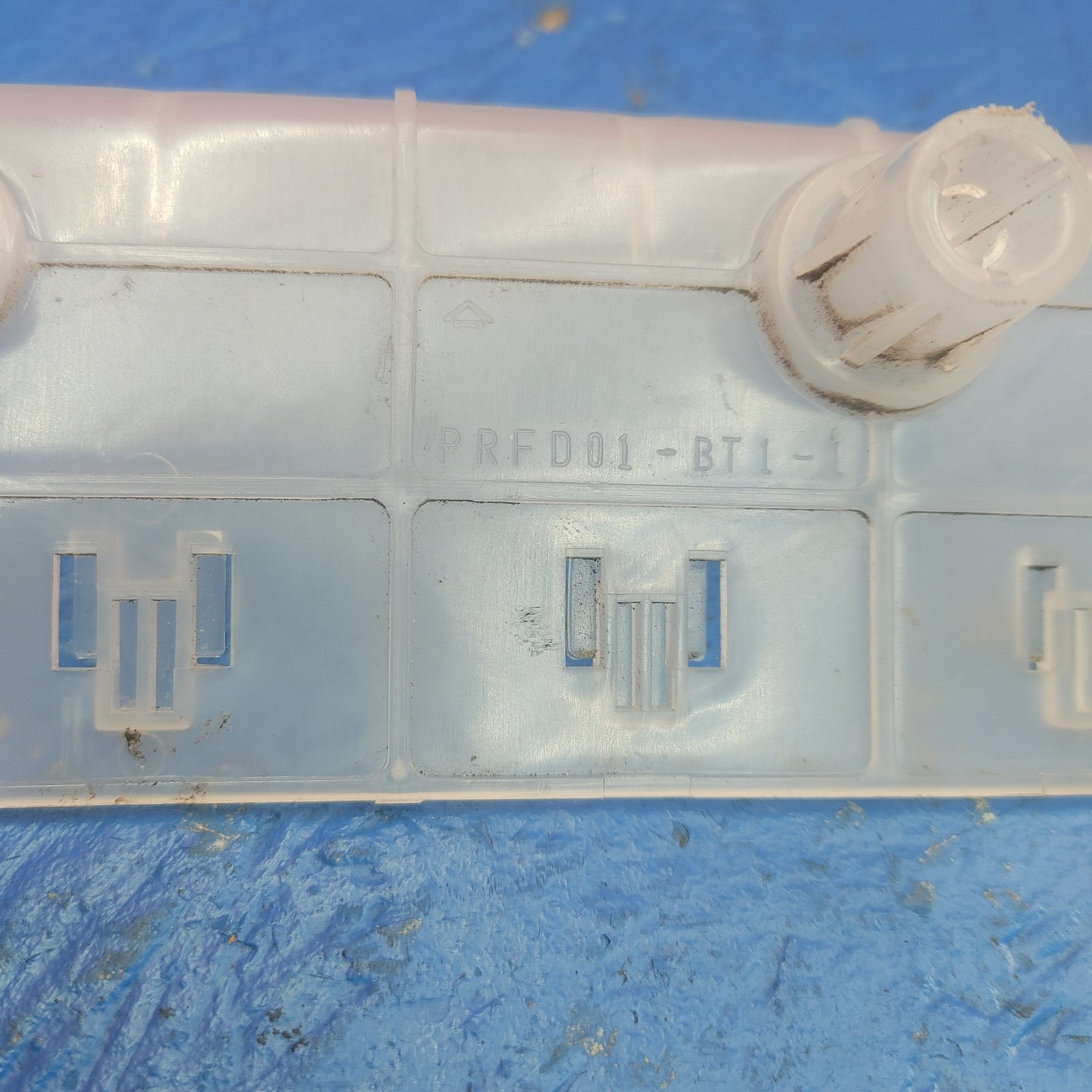 LHD, RHD Connector Bracket Next To Ecu PRFD01 BT1 1 RX7 FD FD3S 93 - 02 Mazda SH2B15/20 - RX7Parts