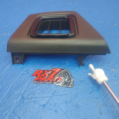 LHD, RHD Left Dash Side Vent With Rubber Molding FB01 64 921 RX7 FC FC3S 86 - 91 Mazda SH2B20/23