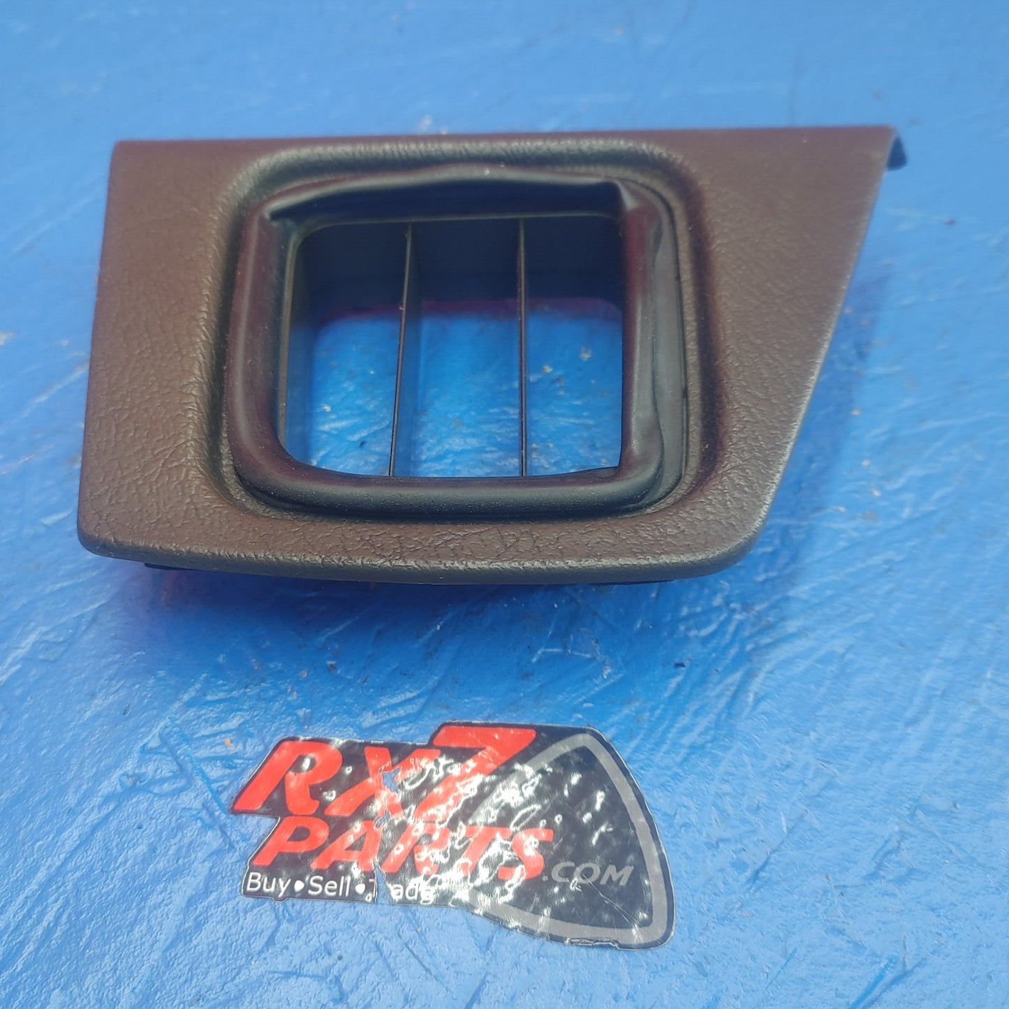 LHD, RHD Right Dash Side Vent With Rubber Molding FB01 64 911 RX7 FC FC3S 86 - 91 Mazda SH2B20/24