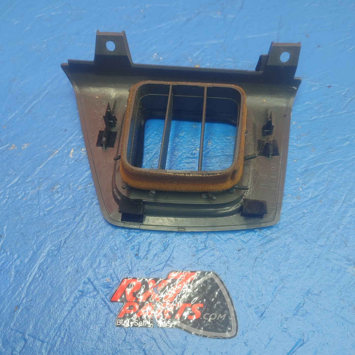 LHD, RHD Right Dash Side Vent With Rubber Molding FB01 64 911 RX7 FC FC3S 86 - 91 Mazda SH2B20/24