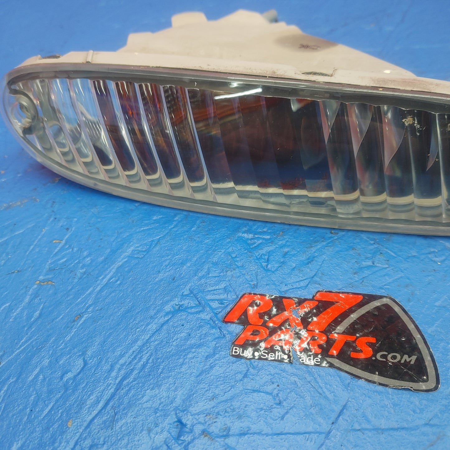 Right Passenger Side Turn Signal Light Assembly 04104100R RX7 FD FD3S 93 - 02 Mazda SH3B3/21