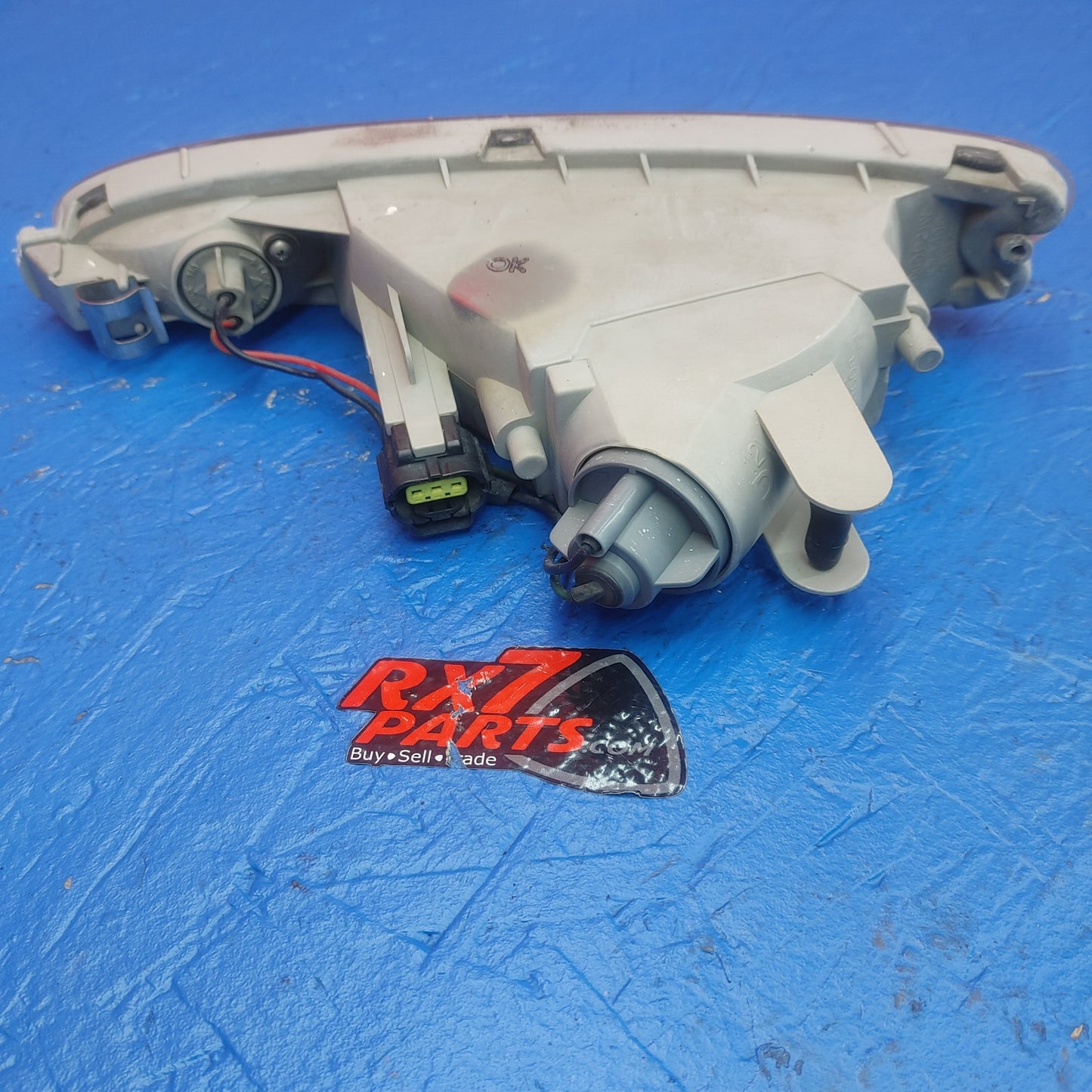 Right Passenger Side Turn Signal Light Assembly 04104100R RX7 FD FD3S 93 - 02 Mazda SH3B3/21