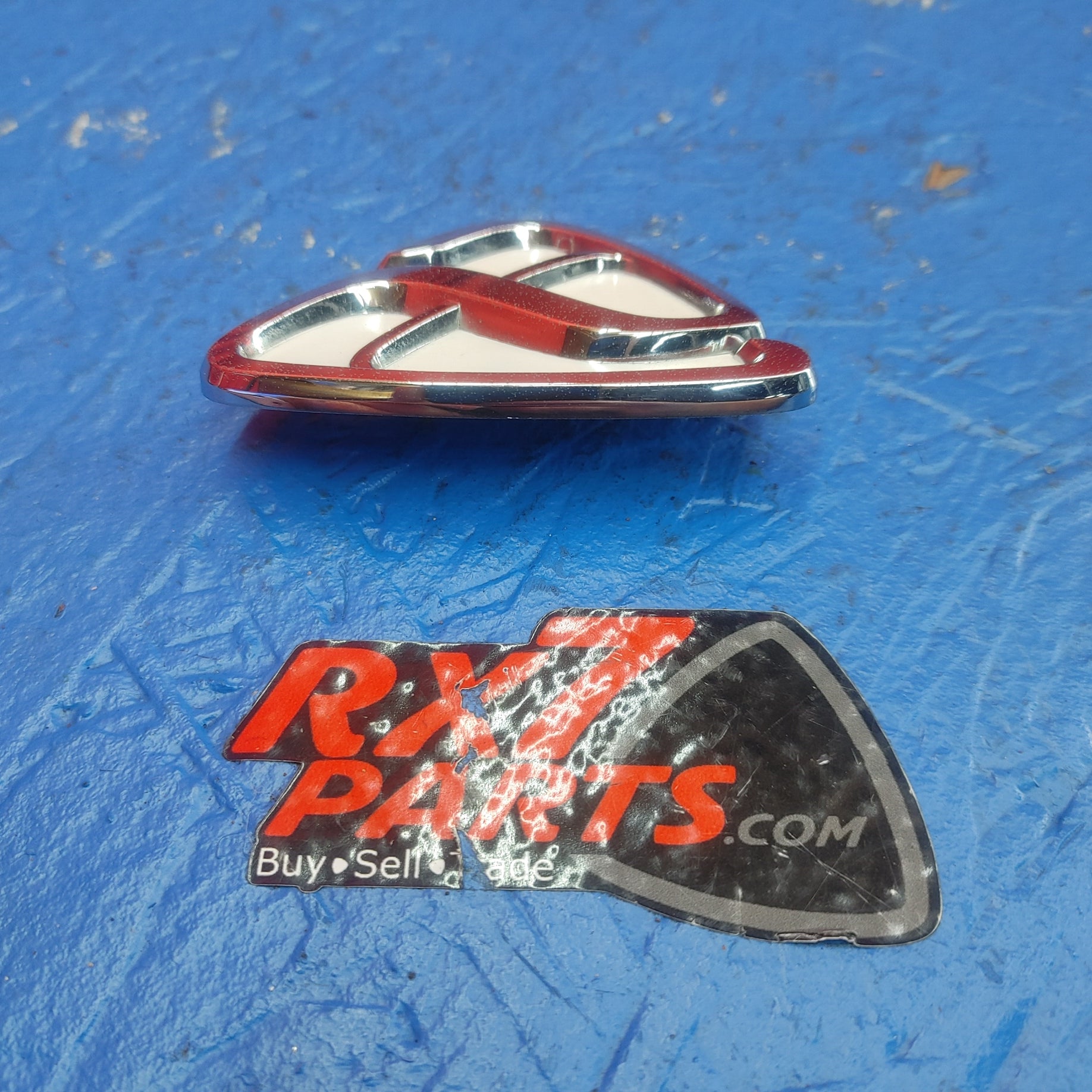 LHD, RHD Rear Efini Mascot Logo Emblem White F100 51 741A RX7 FD FD3S 93 - 02 Mazda SH3B6/8 - RX7Parts