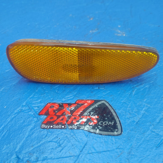 LHD, RHD Stanley Front Rh Right Hand Side Marker Amber 055 4103 R RX7 FD FD3S 93 - 02 Mazda SH3B14/1