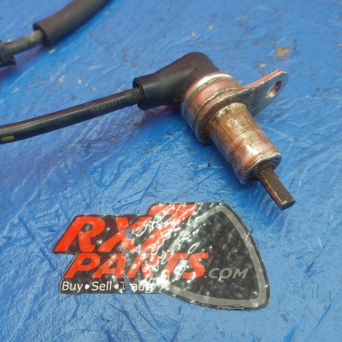 LHD, RHD Front Right Abs Speed Sensor FD05 43 70X RX7 FD FD3S 93 - 02 Mazda SH3B14/6 - RX7Parts