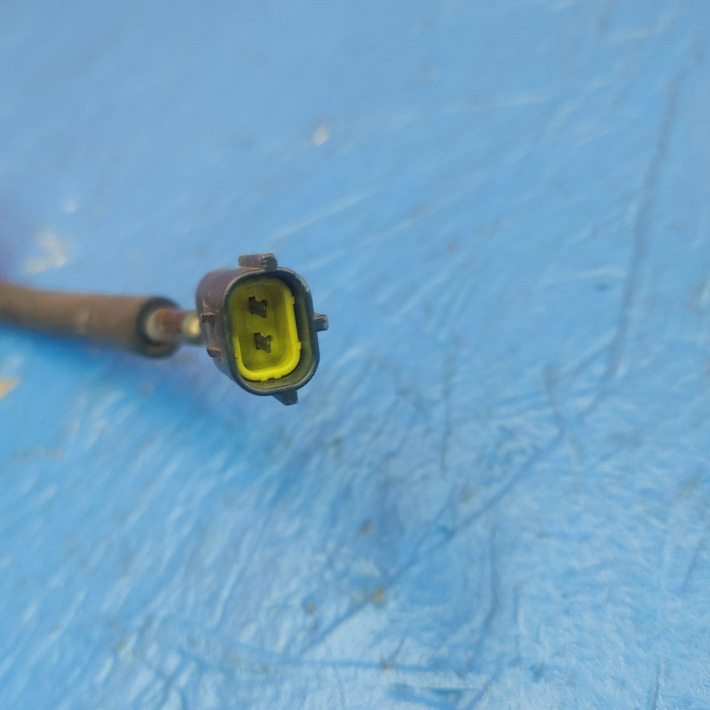 LHD, RHD Front Right Abs Speed Sensor FD05 43 70X RX7 FD FD3S 93 - 02 Mazda SH3B14/6 - RX7Parts