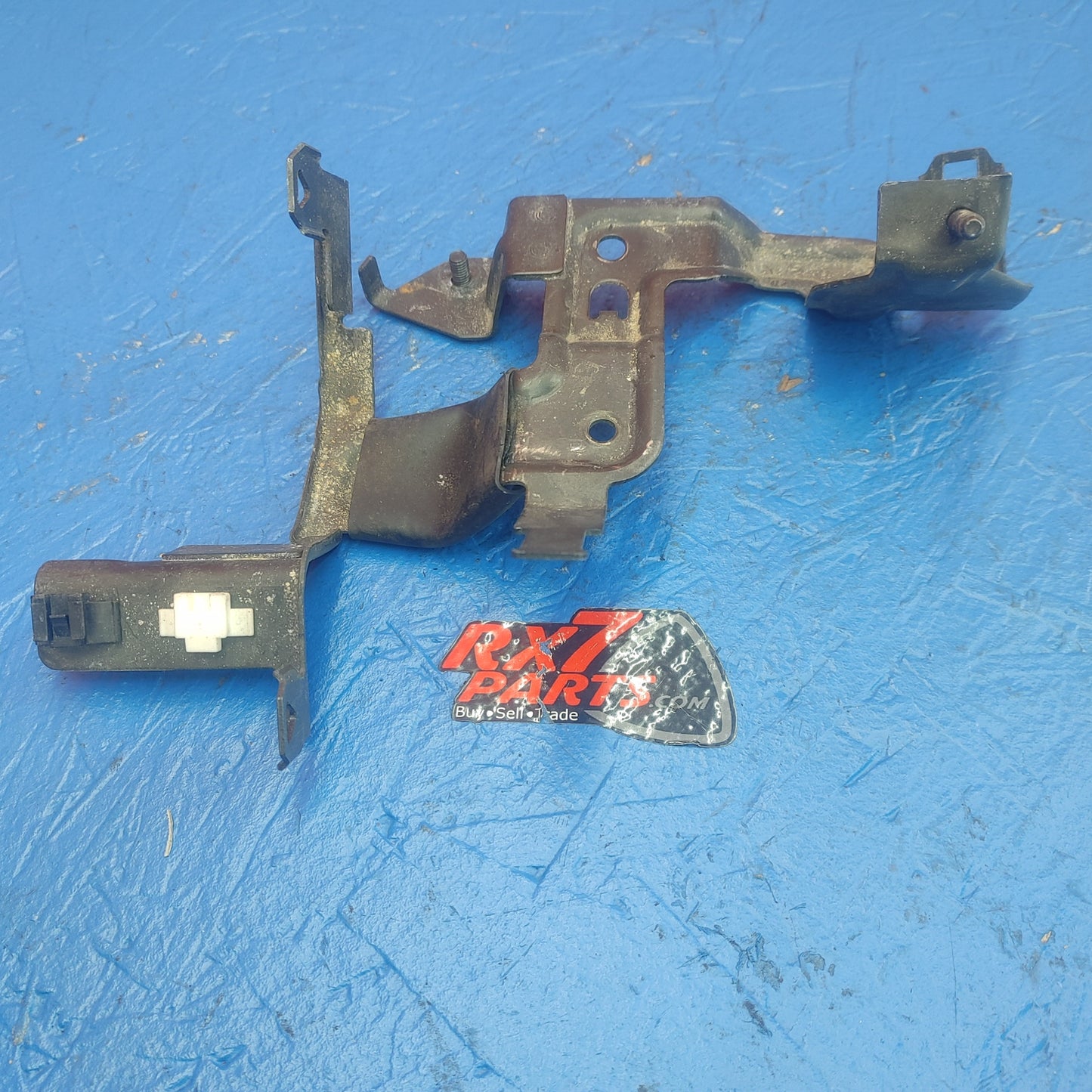 LHD, RHD Fuse Relay Box Mounting Bracket  RX7 FD FD3S 93 - 02 Mazda SH3B14/17