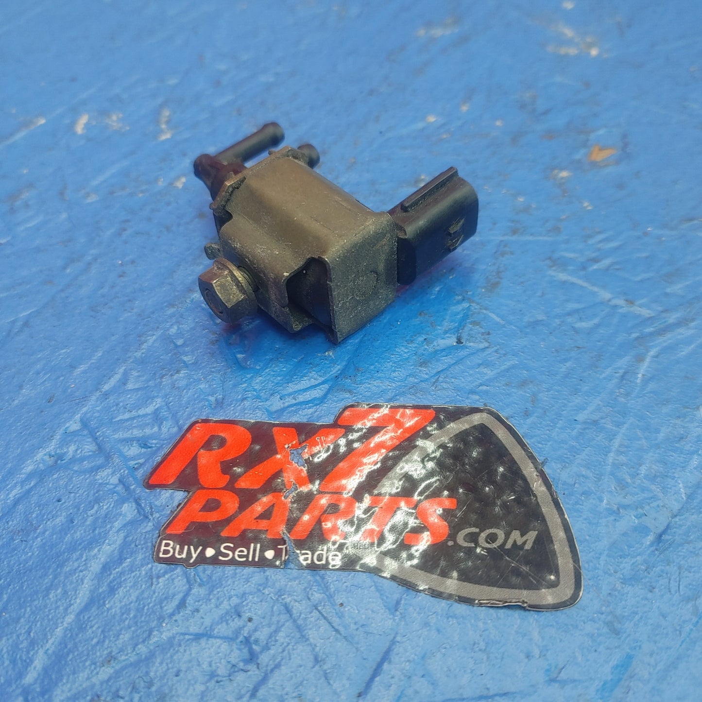LHD, RHD Evap Purge Control Vacuum Solenoid Valve K5T48075 F285 5406 RX7 FD FD3S 93 - 02 Mazda SH3B14/22