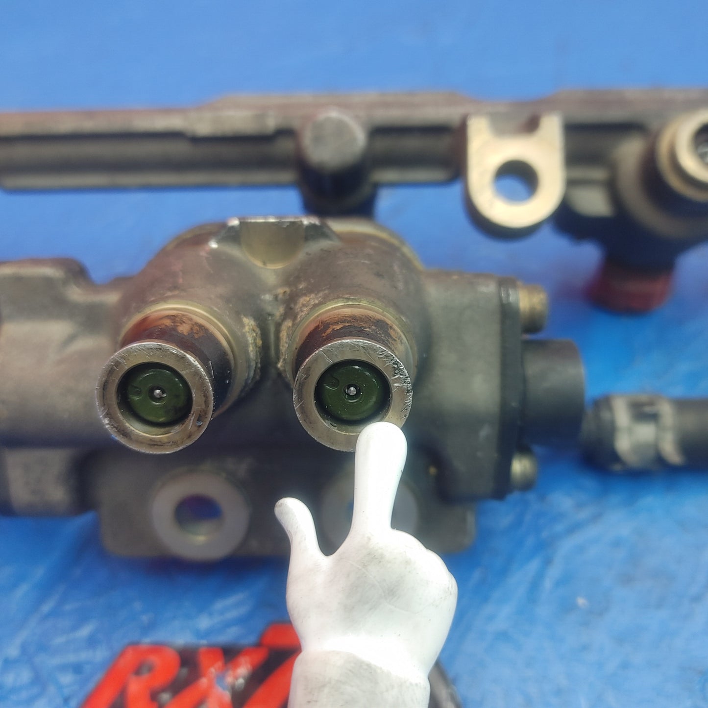 LHD, RHD Complete Primary And Secondary Fuel Rail Assembly  RX7 FD FD3S 93 - 02 Mazda SH3B14/26