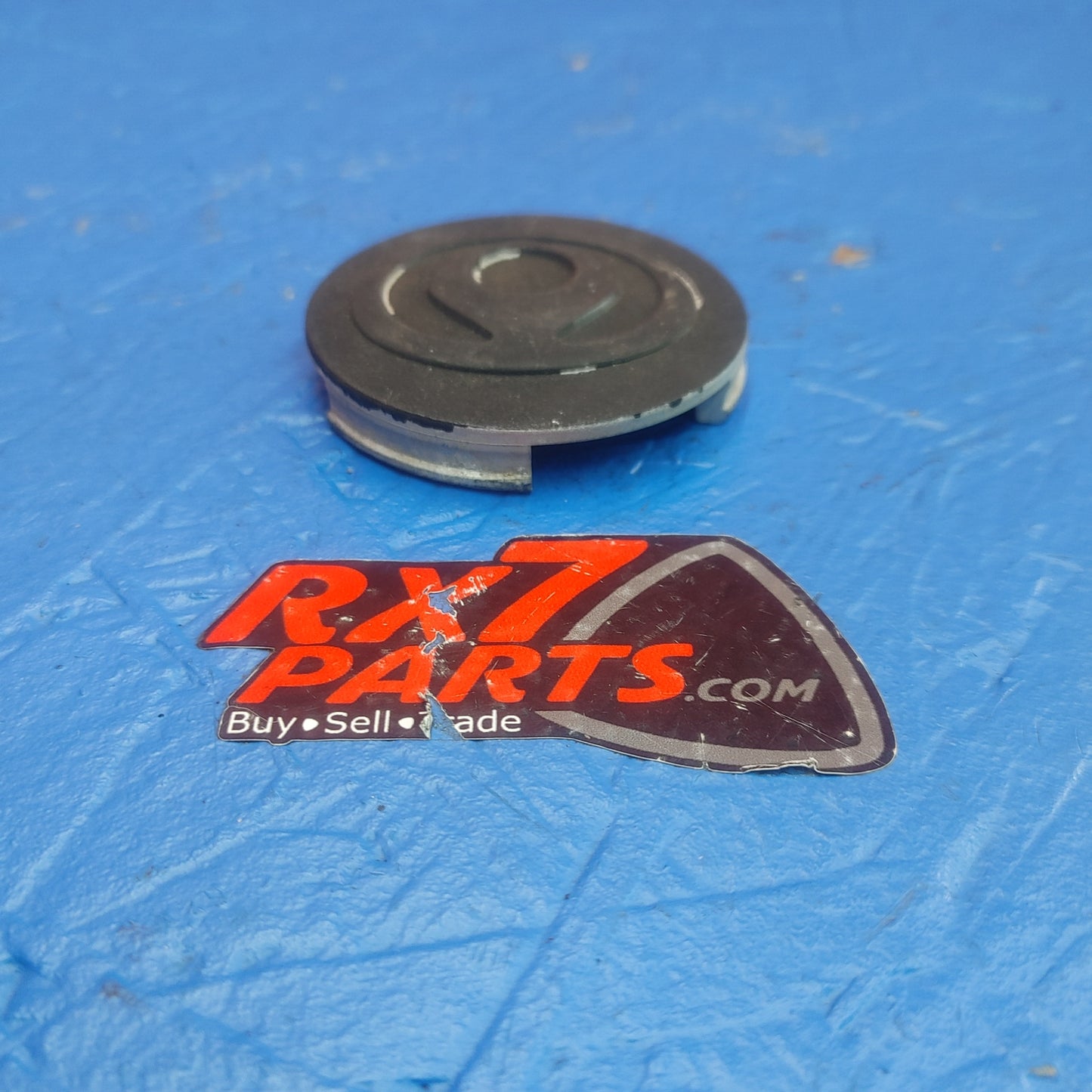 LHD, RHD Wheel Center Cap  RX7 FD FD3S 93 - 02 Mazda SH3B18/23
