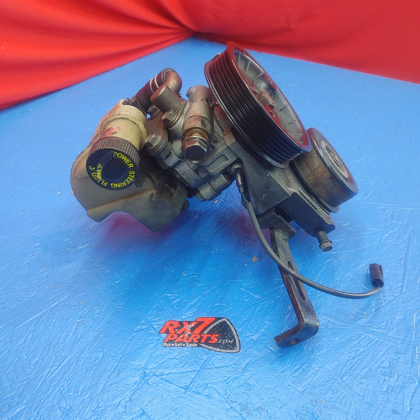 LHD, RHD Power Steering Pump With Reservoir Bracket Alternator Bracket And Both Pulleys  RX7 FD FD3S 93 - 02 Mazda SH3B19/1