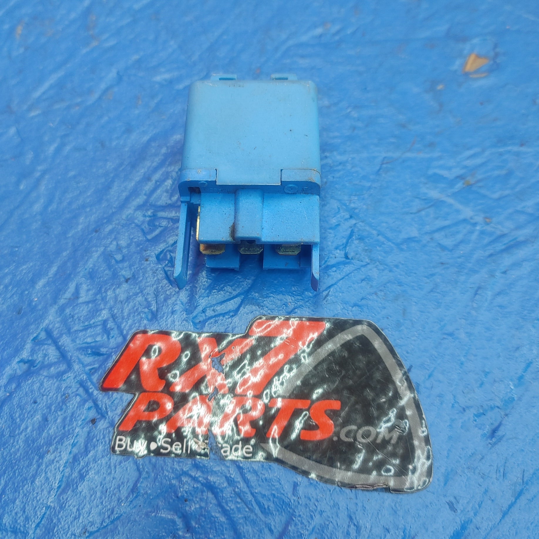LHD, RHD Small Lamp And Retractor Relay KA32 RX7 RX-7 FD FD3S 13B-REW 92 - 02 FD FD3S 13B-REW SH3B25/4 - RX7Parts
