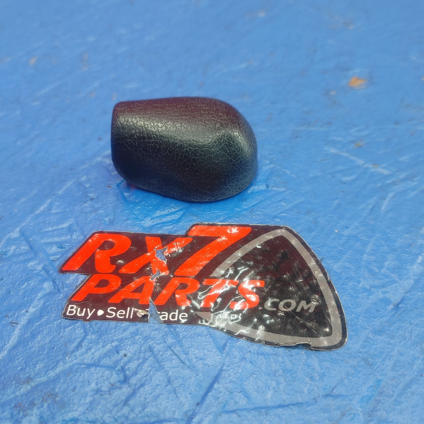 LHD, RHD Hatch Strut Cap Cover Locks To Bolt  RX7 RX-7 FD FD3S 13B-REW 92 - 02 FD FD3S 13B-REW SH3B26/25