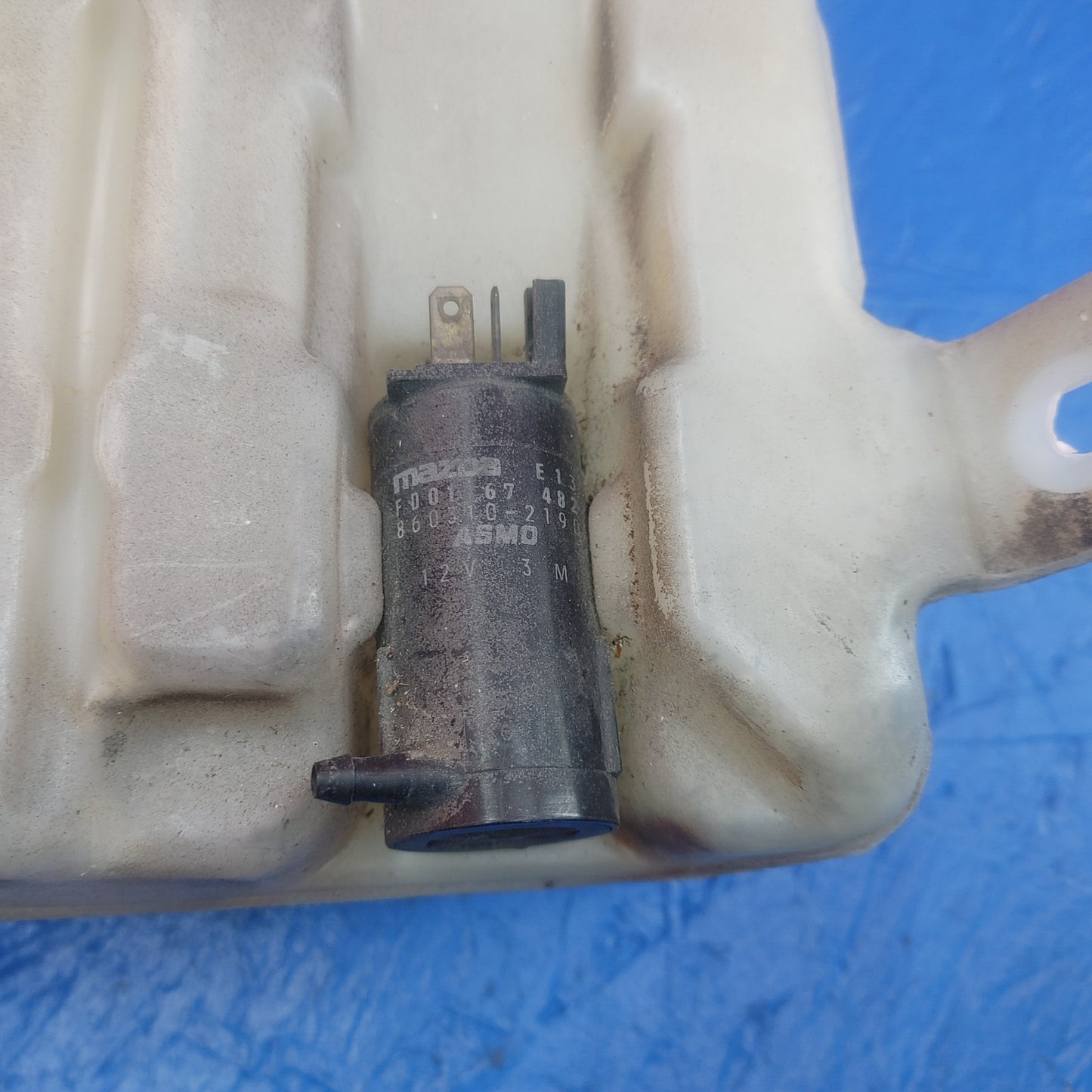 LHD, RHD Windshield Washer Fluid Reservoir With Pump  RX7 RX-7 FD FD3S 13B-REW 92 - 02 FD FD3S 13B-REW SH4B6/3