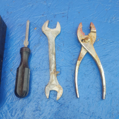 LHD, RHD Small Spare Tire Tool Holder Kit FD01 69 65X RX7 RX-7 FD FD3S 13B-REW 92 - 02 FD FD3S 13B-REW SH4B11/24