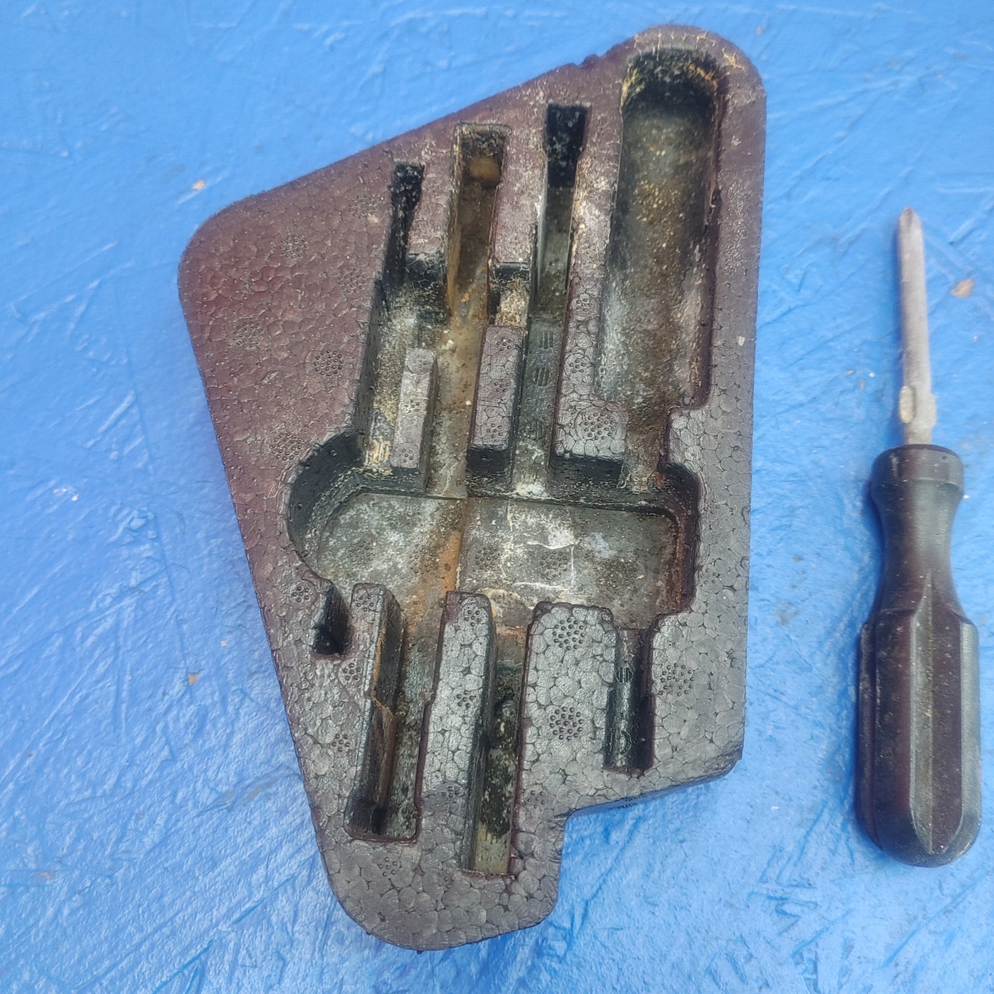 LHD, RHD Small Spare Tire Tool Holder Kit FD01 69 65X RX7 RX-7 FD FD3S 13B-REW 92 - 02 FD FD3S 13B-REW SH4B11/24