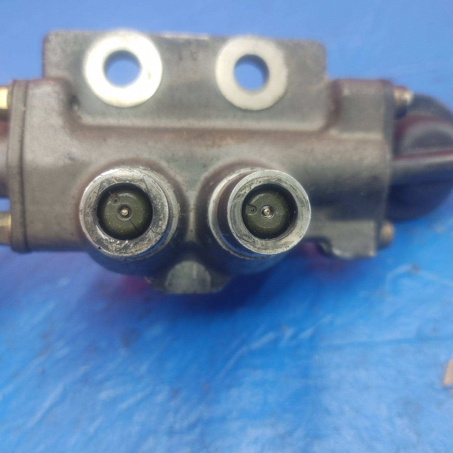 LHD, RHD Oem Primary Fuel Injector Rail  RX7 RX-7 FD FD3S 13B-REW 92 - 02 FD FD3S 13B-REW SH4B12/16