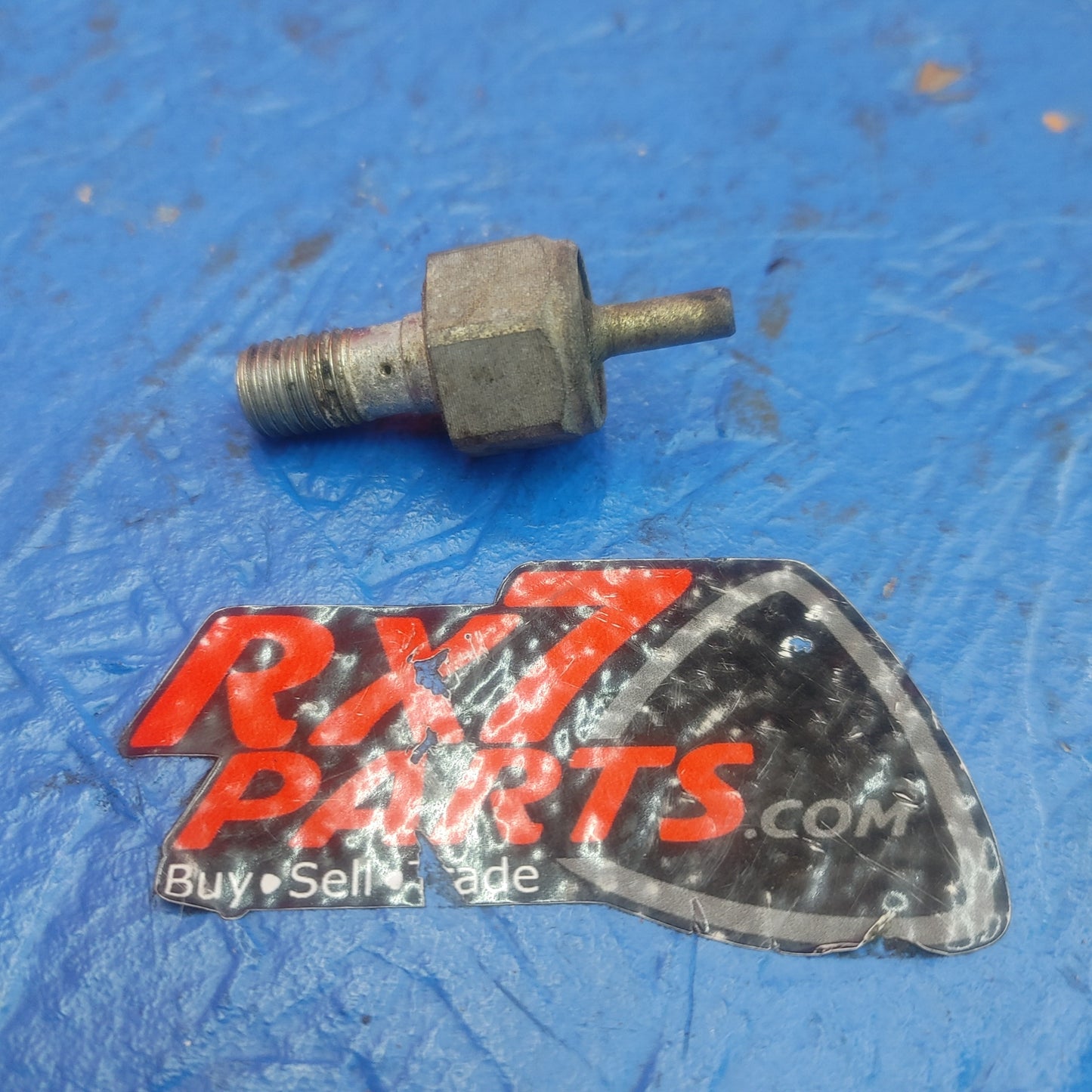 LHD, RHD 1984 Thru 1995 13B Rotor Housing Oil Metering Injector Single N3G1 14 631 Universal Universal Universal SH4B13/10