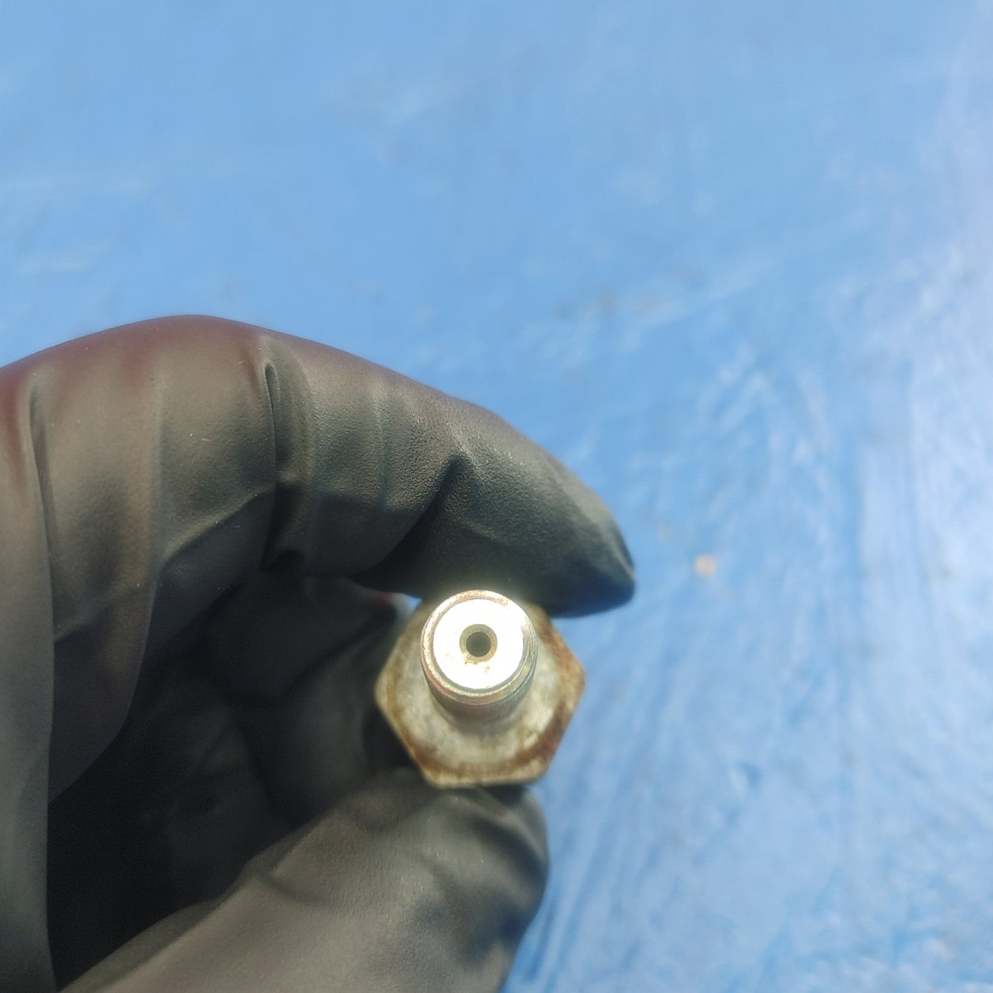 LHD, RHD 1984 Thru 1995 13B Rotor Housing Oil Metering Injector Single N3G1 14 631 Universal Universal Universal SH4B13/10