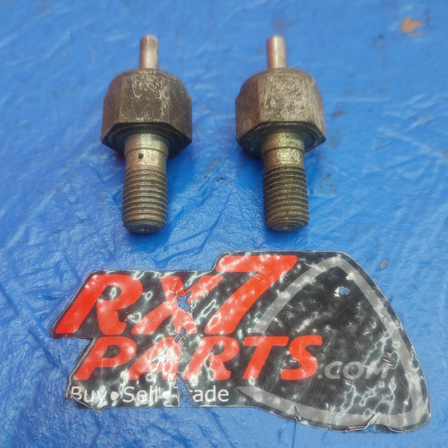 LHD, RHD 1984 Thru 1995 13B Rotor Housing Oil Metering Injector Pair N3G1 14 631 Universal Universal Universal SH4B17/6