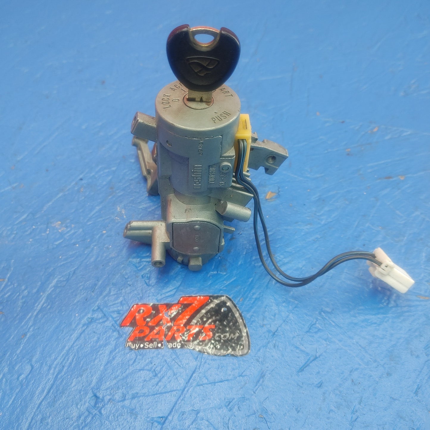 LHD, RHD Ignition Lock Cylinder With Key  RX7 RX-7 FD FD3S 13B-REW 92 - 02 FD FD3S 13B-REW SH4B17/16