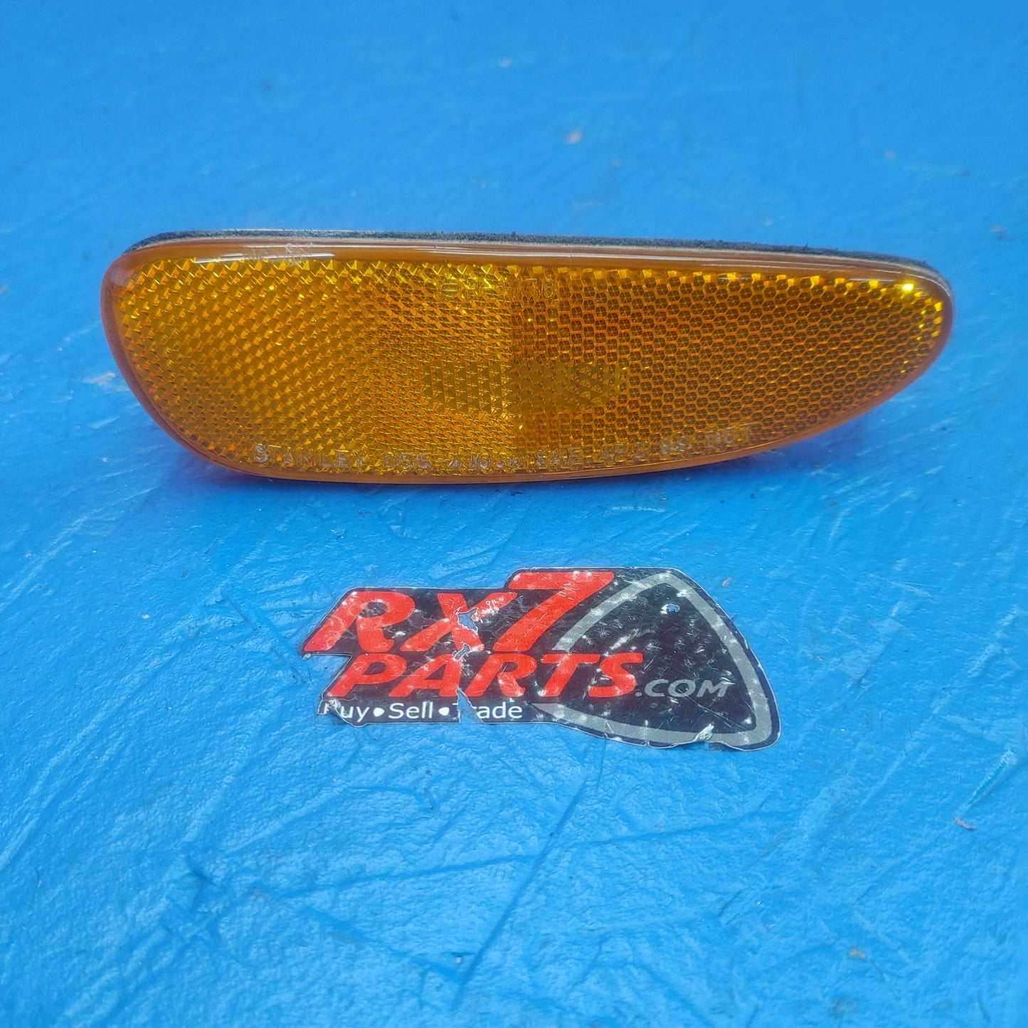 LHD, RHD Front Amber Right Hand Rh Non Illuminating Side Marker Reflector 055 4103 R RX7 RX-7 FD FD3S 13B-REW 92 - 02 FD FD3S 13B-REW SH4B17/19