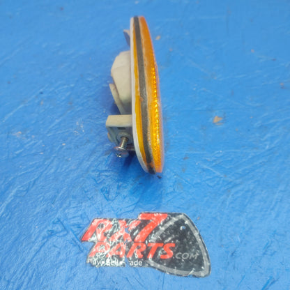LHD, RHD Front Amber Right Hand Rh Non Illuminating Side Marker Reflector 055 4103 R RX7 RX-7 FD FD3S 13B-REW 92 - 02 FD FD3S 13B-REW SH4B17/19