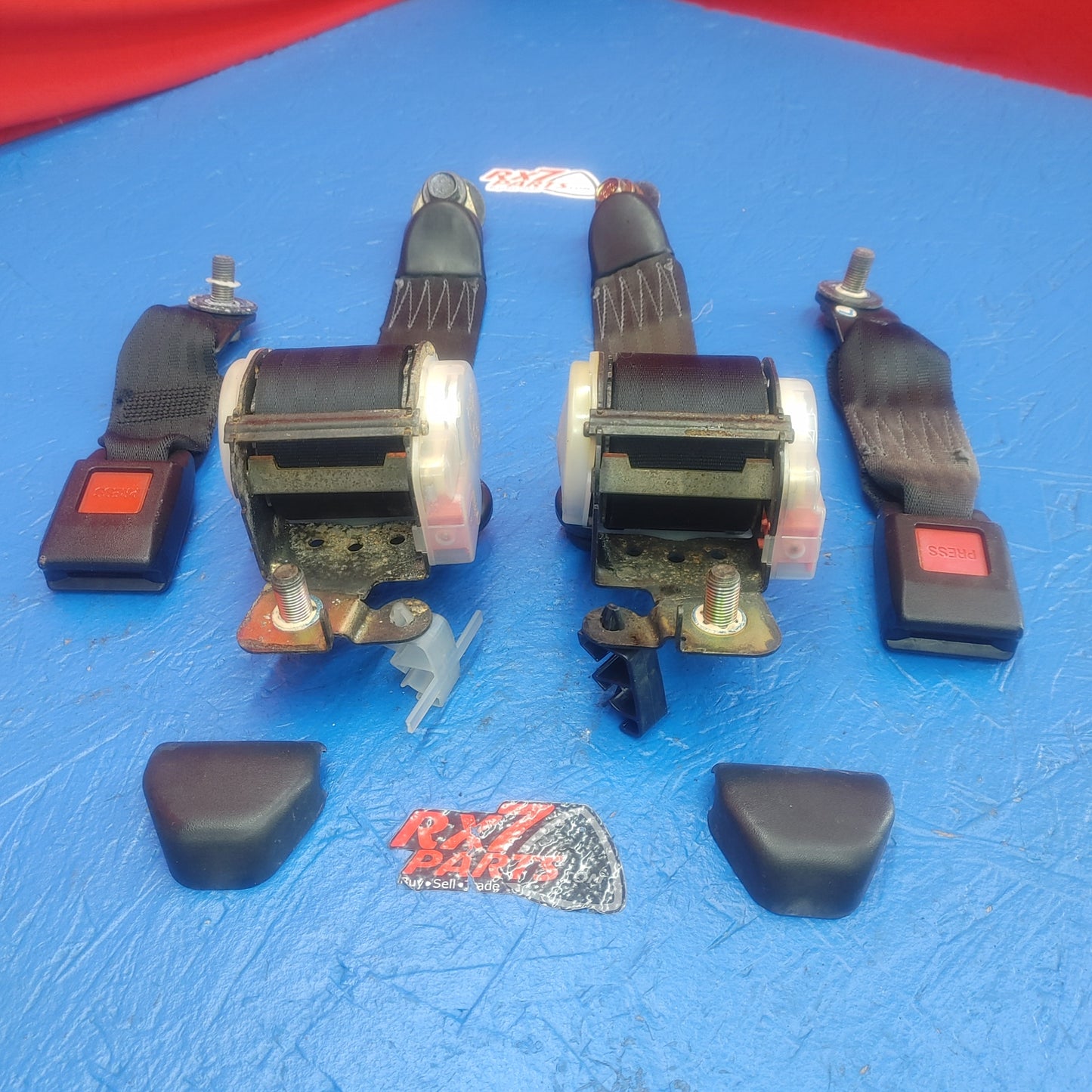 LHD, RHD Black Rear Seat Belt Set Left And Right With Buckles And Receivers  RX7 RX-7 FD FD3S 13B-REW 92 - 02 FD FD3S 13B-REW SH5B2/3