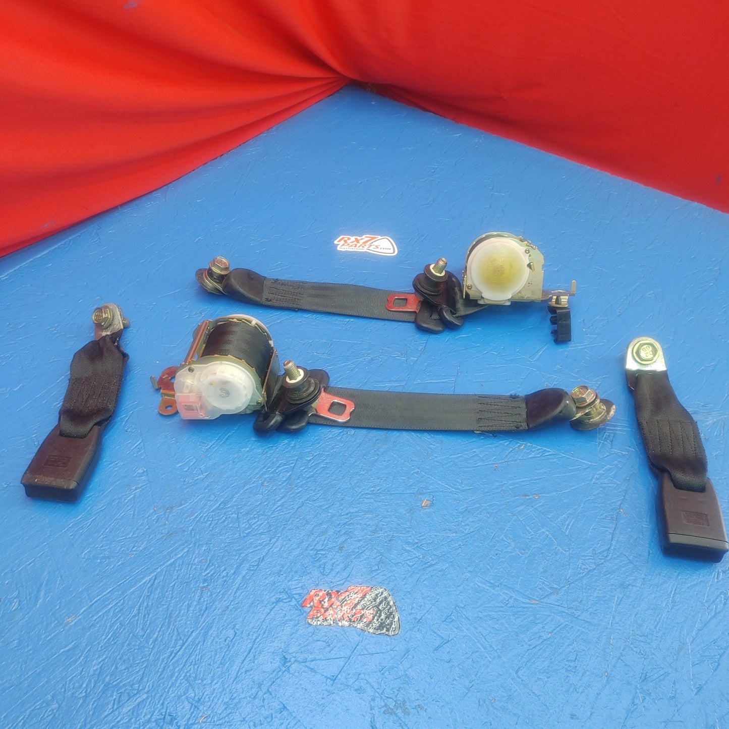 LHD, RHD Black Rear Seat Belt Set Left And Right With Buckles And Receivers  RX7 RX-7 FD FD3S 13B-REW 92 - 02 FD FD3S 13B-REW SH5B2/4