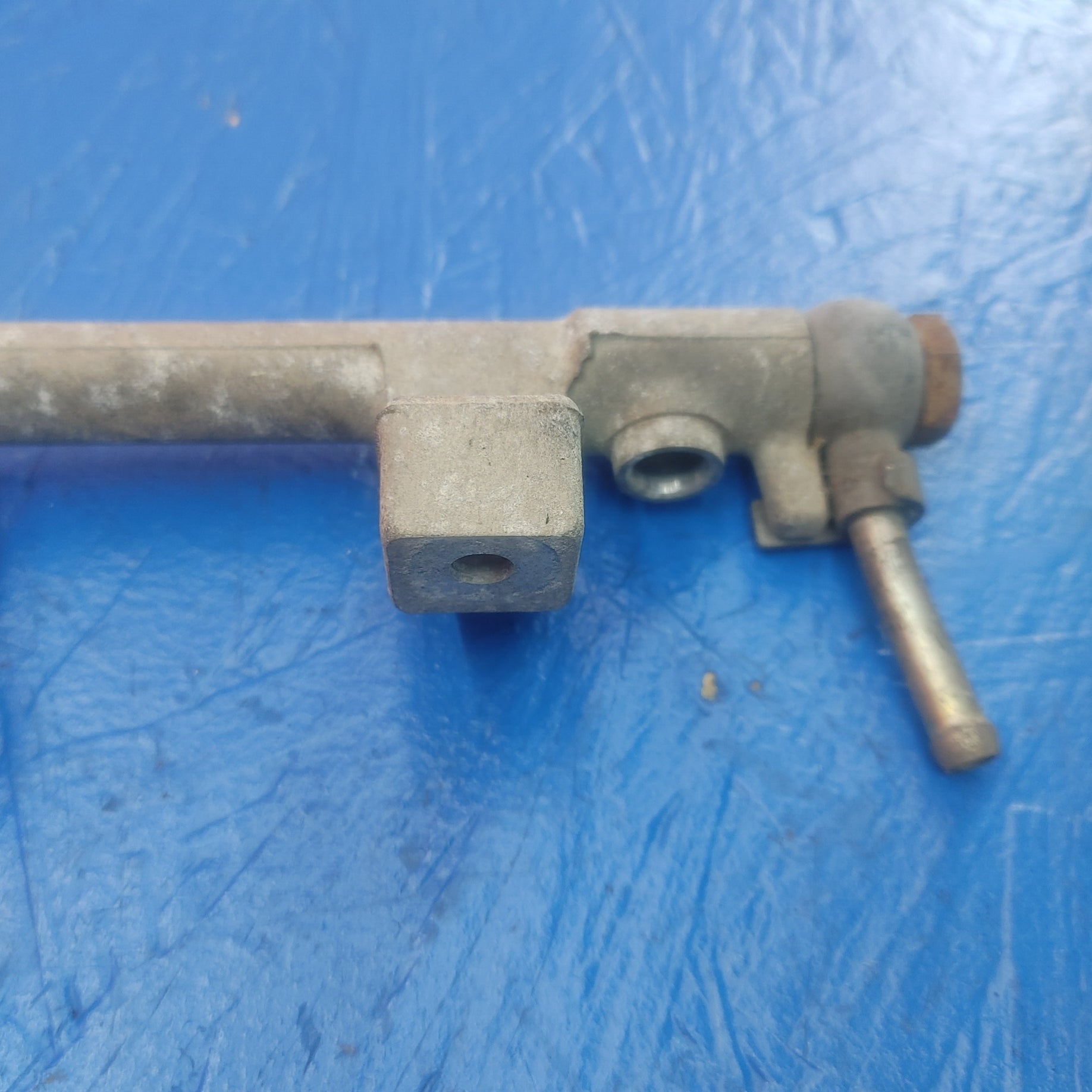 LHD, RHD Non Turbo Secondary Fuel Rail   RX7 RX-7 FC S4 FC3S 86 - 88 FC FC3S 13B SH5B3/21 - RX7Parts