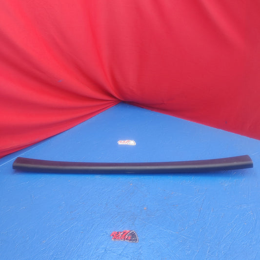 LHD, RHD Rear Hatch Liftgate Trunk Center Garnish FD01 68 931 RX7 RX-7 FD FD3S 13B-REW 92 - 02 FD FD3S 13B-REW S4B0/421 - RX7Parts