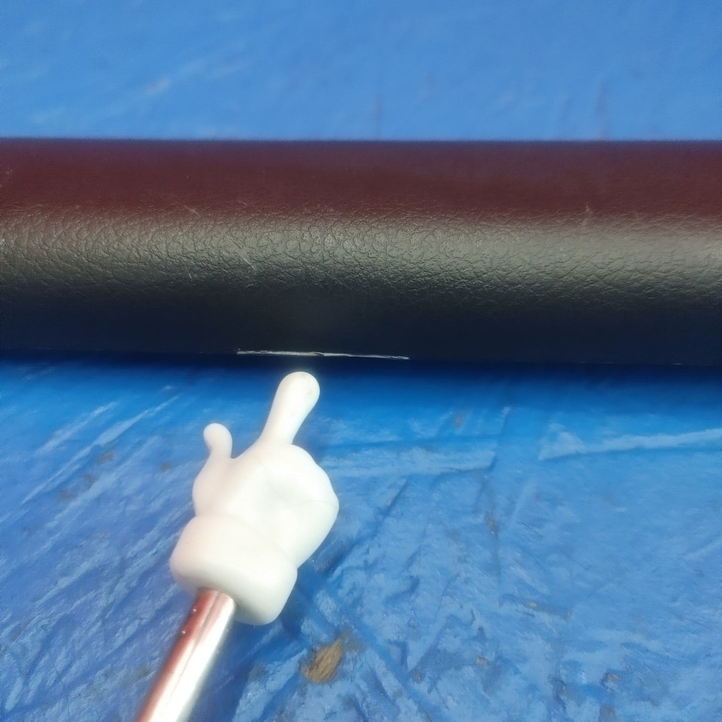 LHD, RHD Rear Hatch Liftgate Trunk Center Garnish FD01 68 931 RX7 RX-7 FD FD3S 13B-REW 92 - 02 FD FD3S 13B-REW S4B0/421 - RX7Parts
