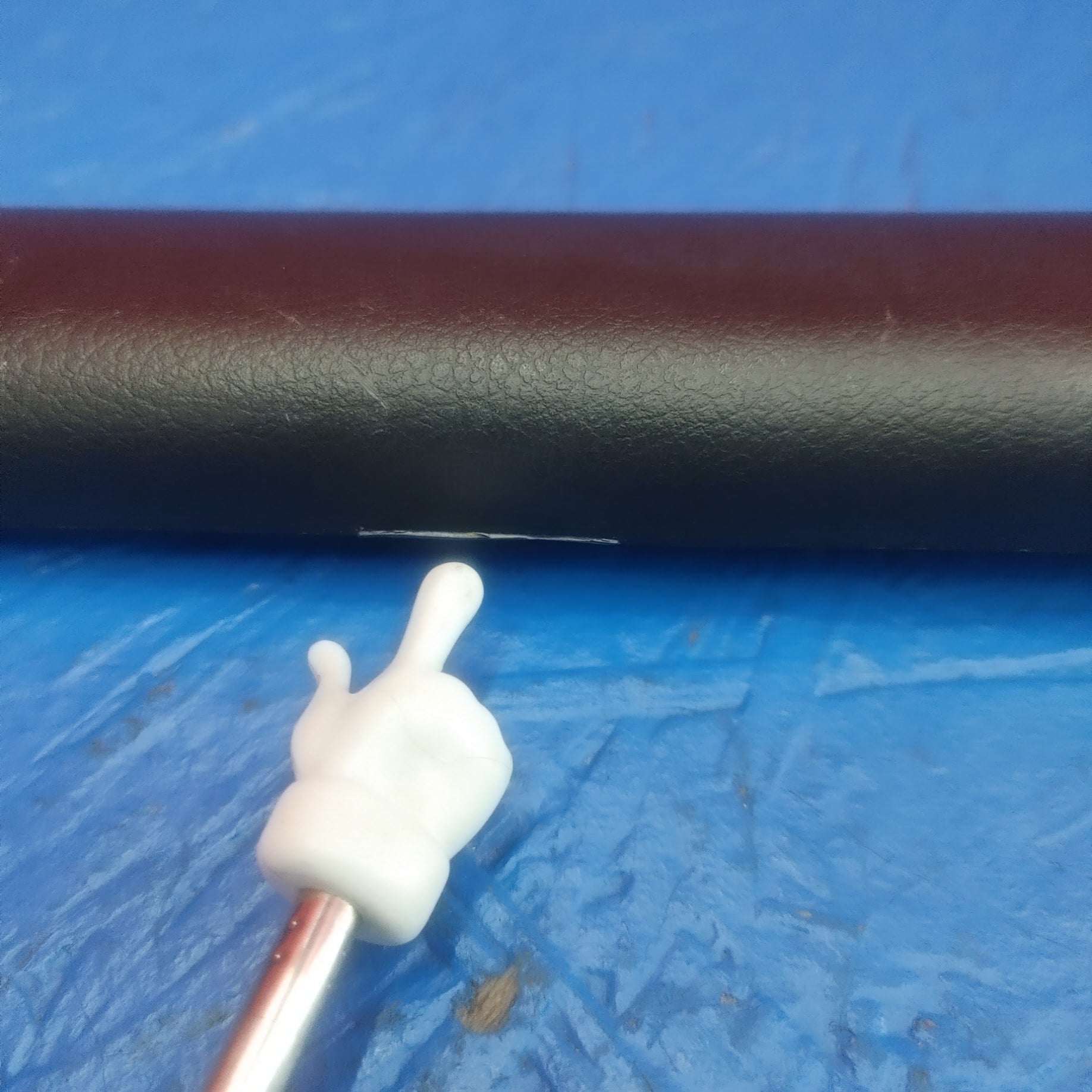 LHD, RHD Rear Hatch Liftgate Trunk Center Garnish FD01 68 931 RX7 RX-7 FD FD3S 13B-REW 92 - 02 FD FD3S 13B-REW S4B0/421 - RX7Parts