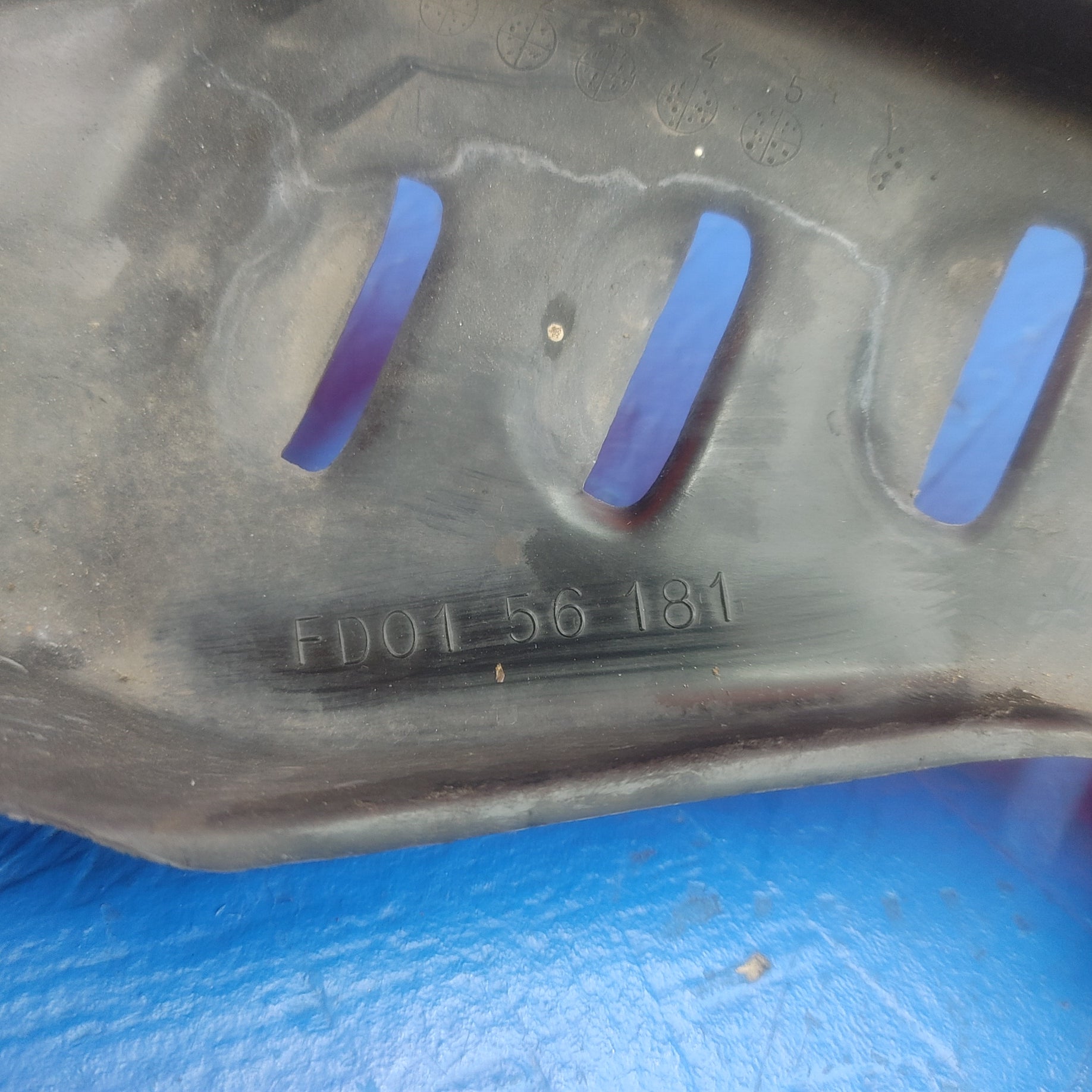 Oem Under Body Fuel Line Cover Set  FD01 56 181 FD01 56 191 RX7 RX-7 FD FD3S 13B-REW 92 - 02 FD FD3S 13B-REW S4B0/426 - RX7Parts