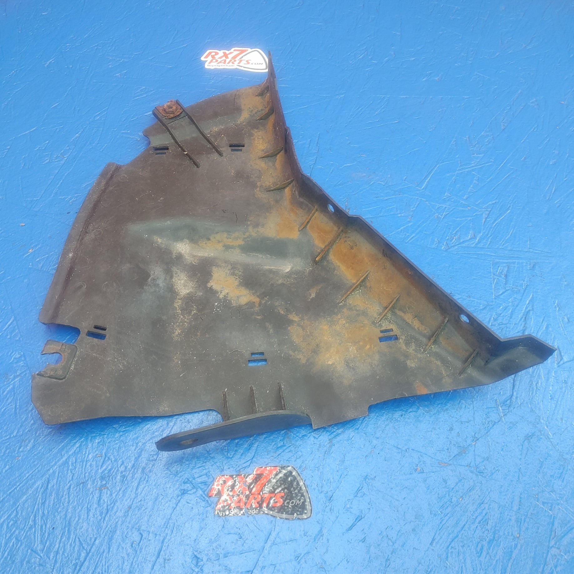 LHD, RHD Right Hand Rh Under Tray Plastic With Brake Duct FD01 43 63X RX7 RX-7 FD FD3S 13B-REW 92 - 02 FD FD3S 13B-REW S4B0/429 - RX7Parts