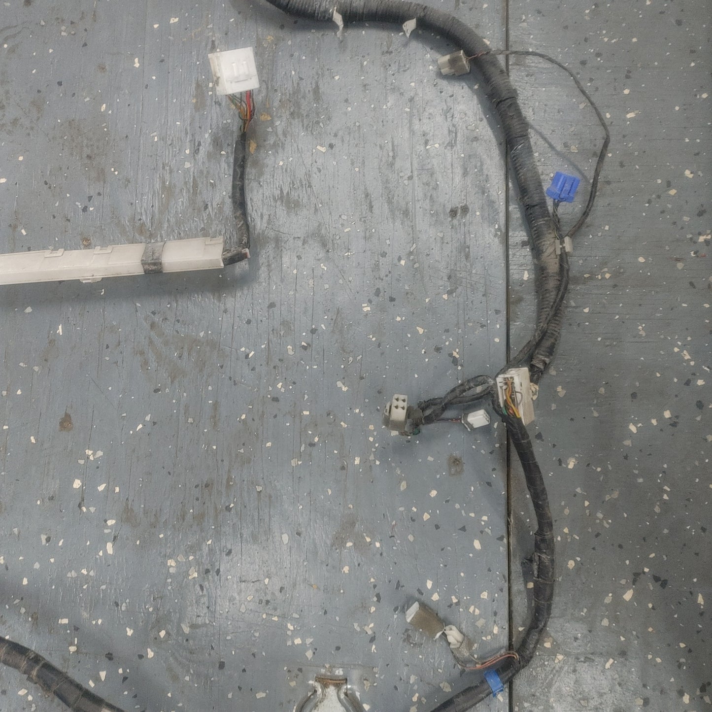 LHD, RHD Complete Rear Section Left And Right Chassis Wire Wiring Harness FDO4-67-180D FD01-67-050D RX7 RX-7 FD FD3S 13B-REW 92 - 02 FD FD3S 13B-REW S4B0/460W - RX7Parts