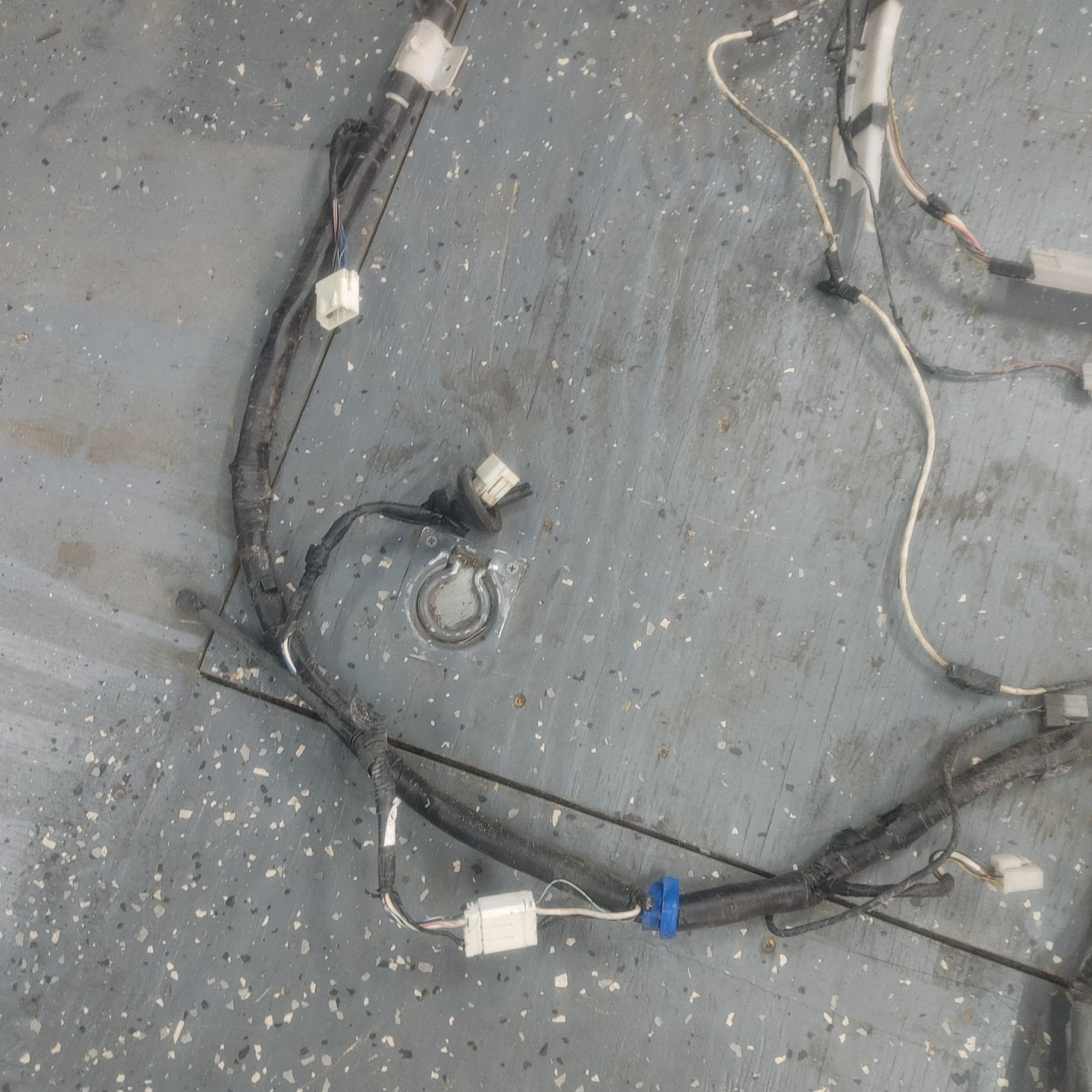 LHD, RHD Complete Rear Section Left And Right Chassis Wire Wiring Harness FDO4-67-180D FD01-67-050D RX7 RX-7 FD FD3S 13B-REW 92 - 02 FD FD3S 13B-REW S4B0/460W - RX7Parts