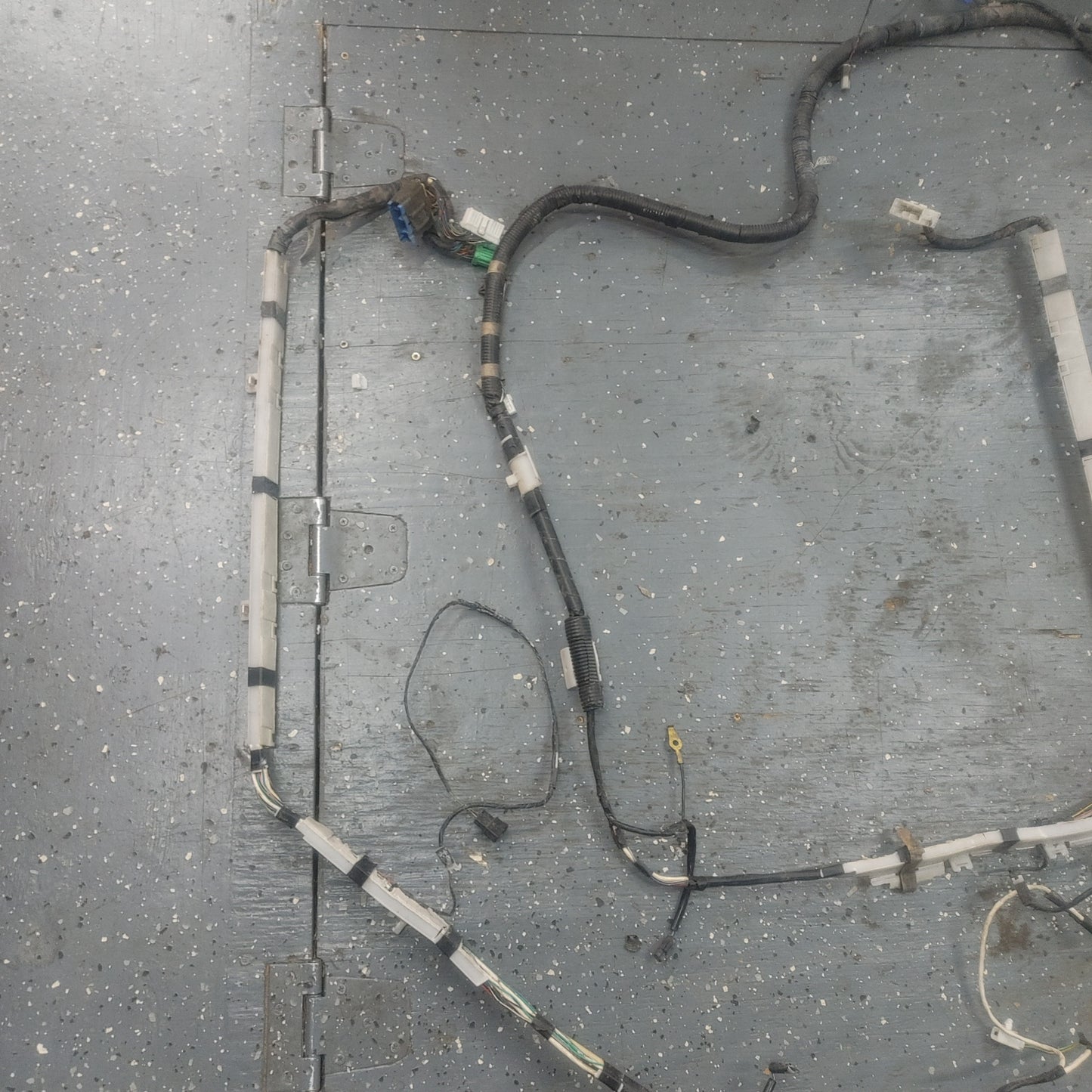 LHD, RHD Complete Rear Section Left And Right Chassis Wire Wiring Harness FDO4-67-180D FD01-67-050D RX7 RX-7 FD FD3S 13B-REW 92 - 02 FD FD3S 13B-REW S4B0/460W - RX7Parts
