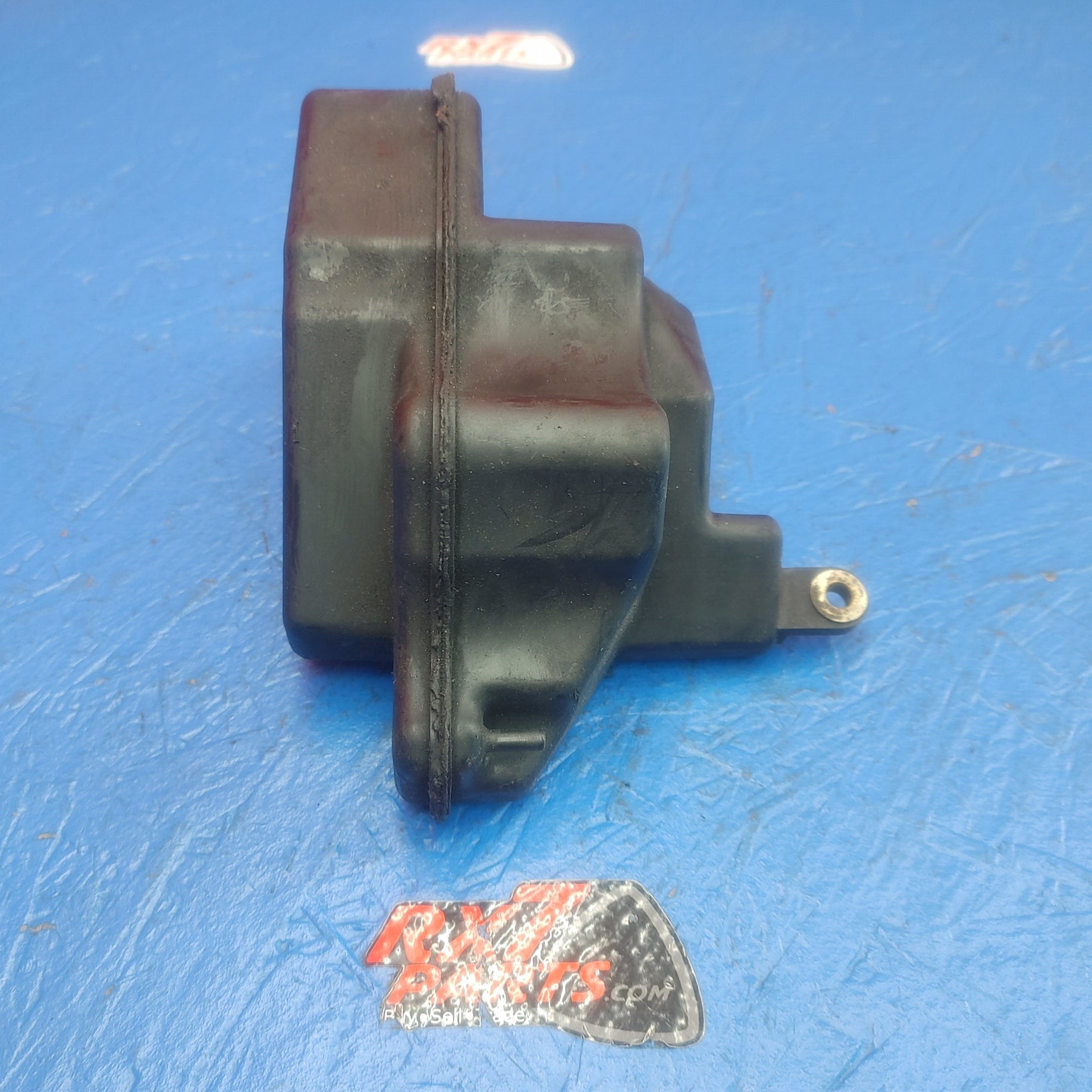 LHD, RHD Vacuum Sub Tank N3A1 20 339 RX7 RX-7 FD FD3S 13B-REW 92 - 02 FD FD3S 13B-REW SH5B10/13 - RX7Parts